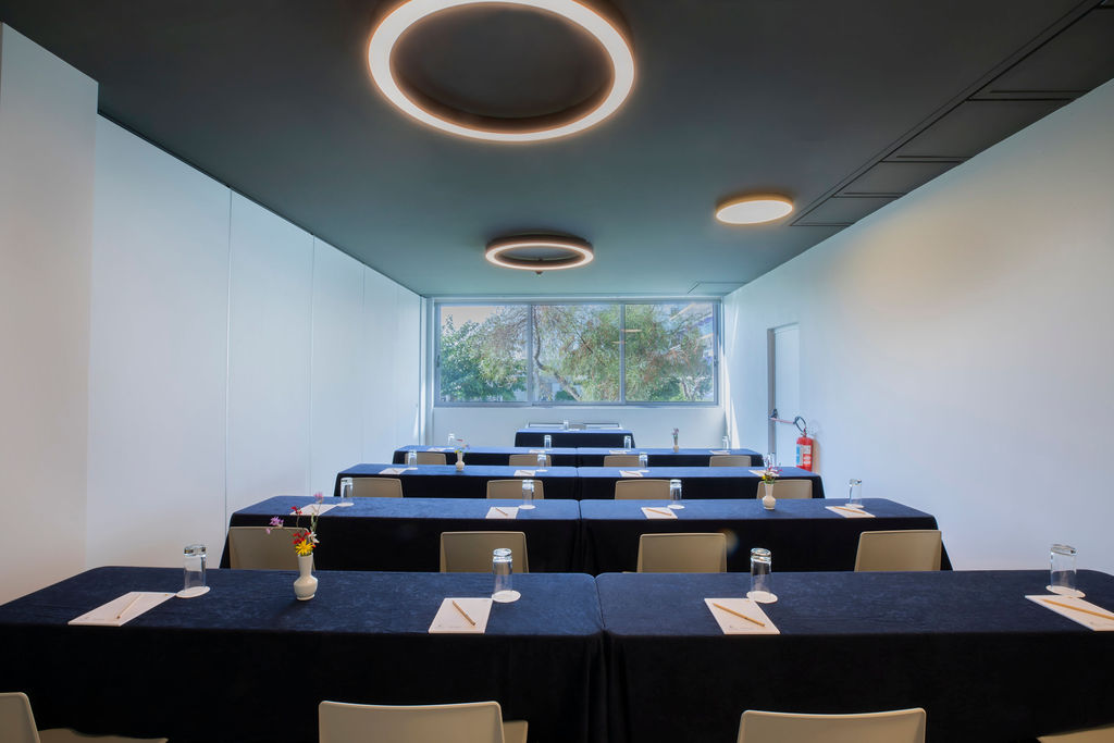 Golden Coast - nuotrauka