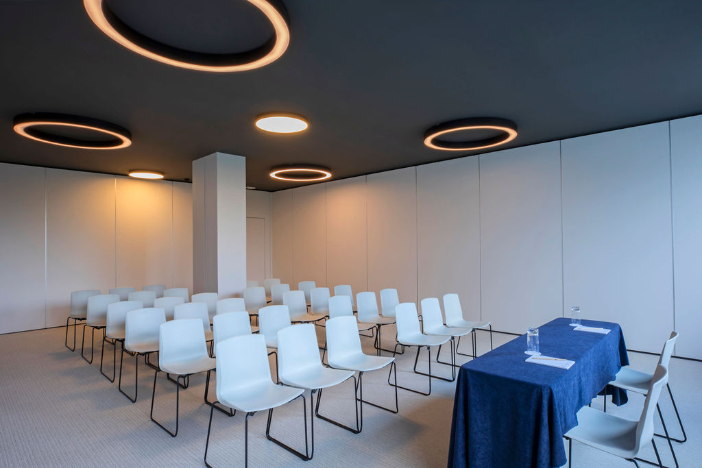 Golden Coast - nuotrauka