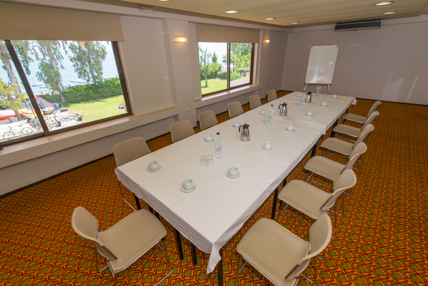 Golden Coast - nuotrauka