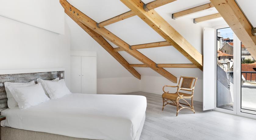 Hello Lisbon Bairro Alto Apartments