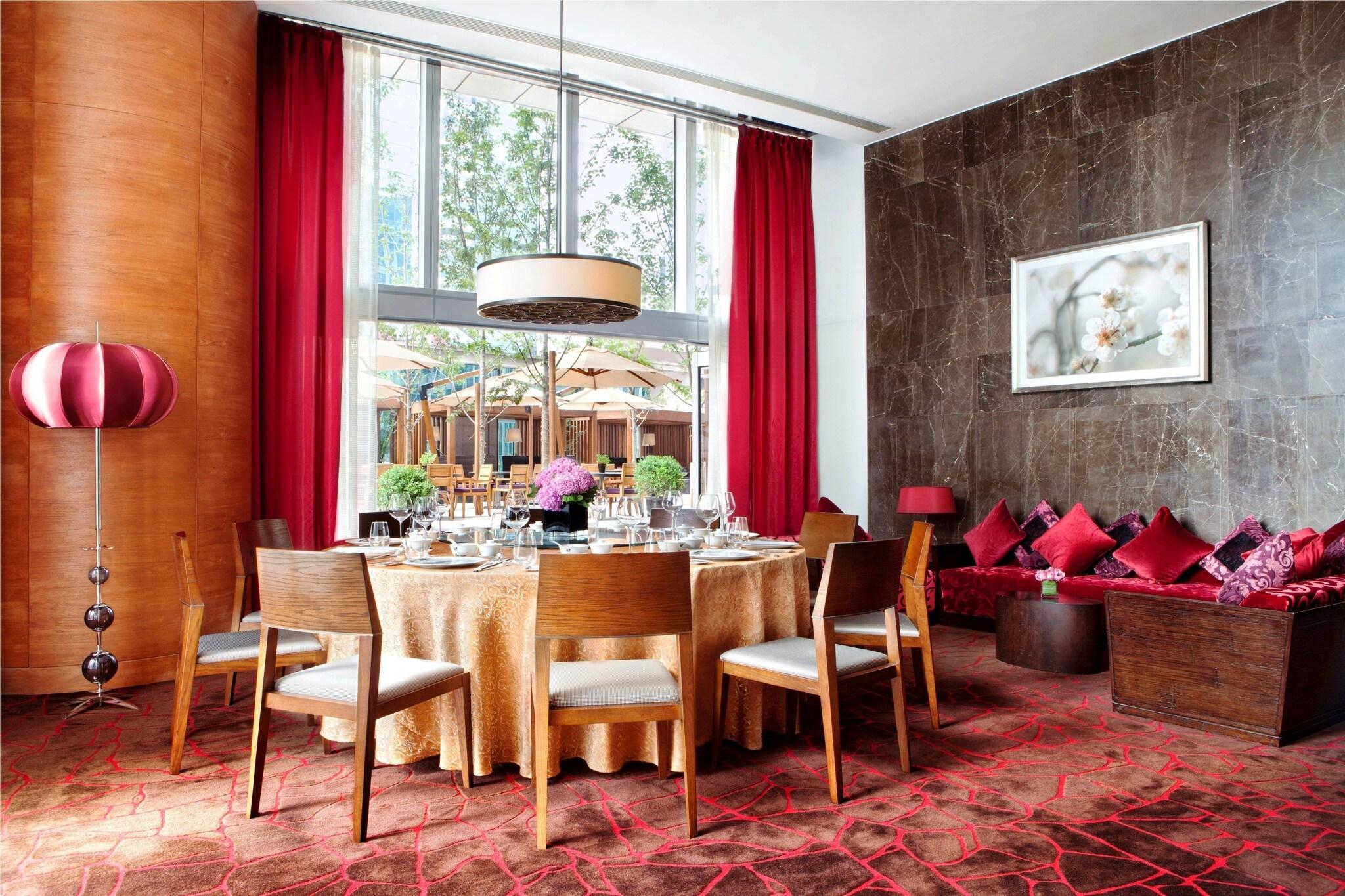 上海新天地朗廷酒店 by null