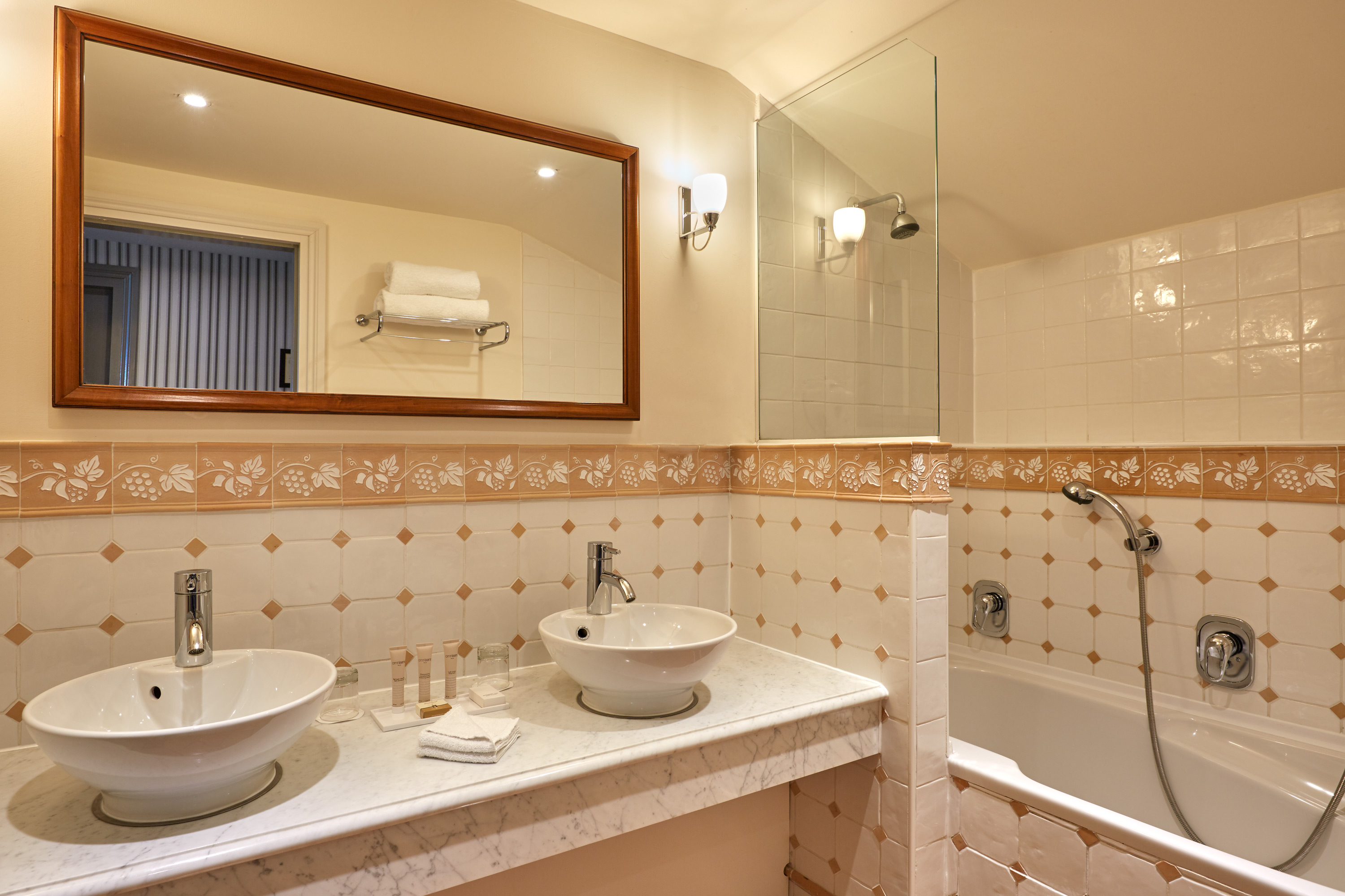 Chateau Hotel & Spa Grand Barrail by null