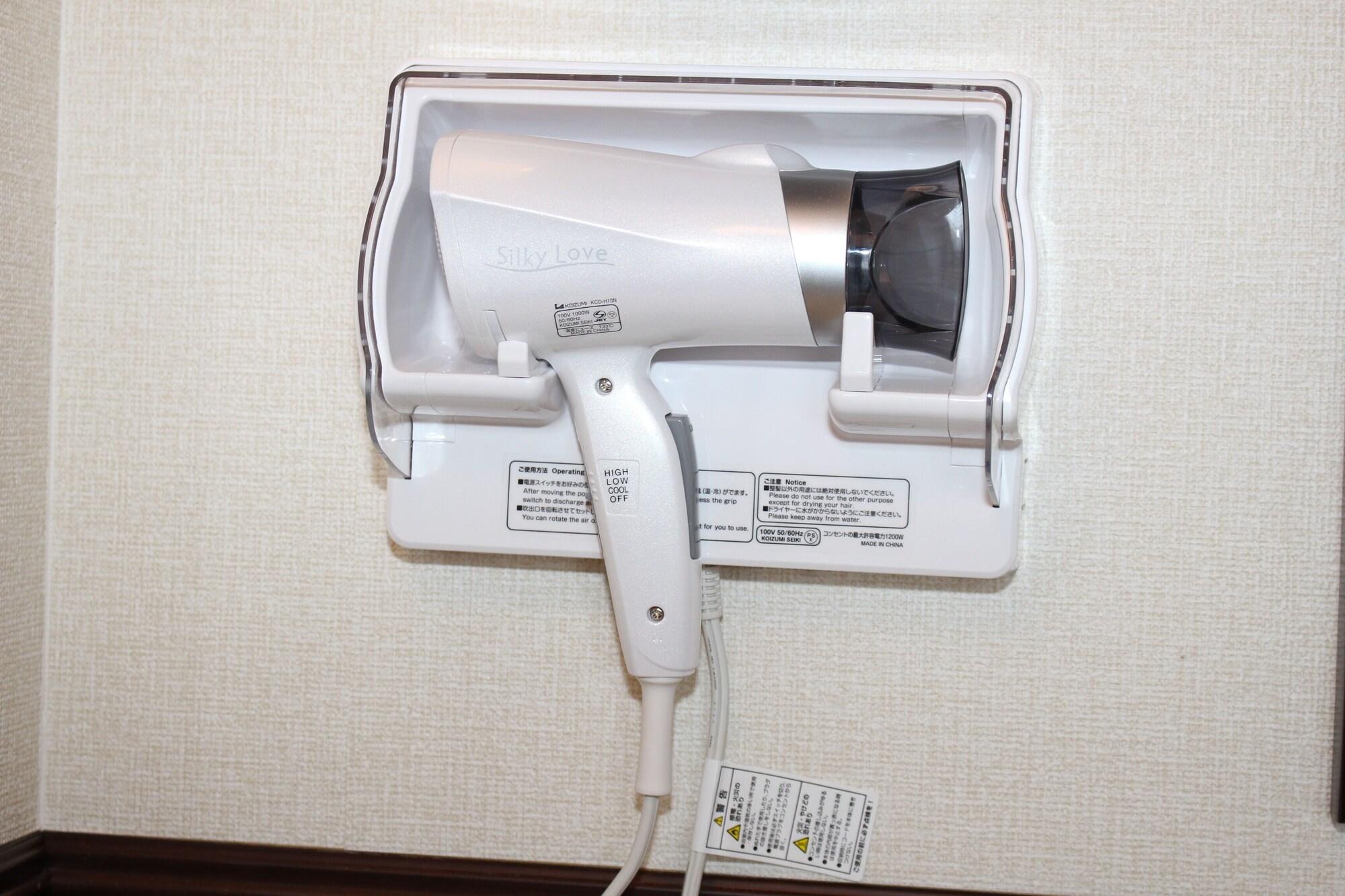 Toyoko INN Kyoto Gojo-Karasuma by null
