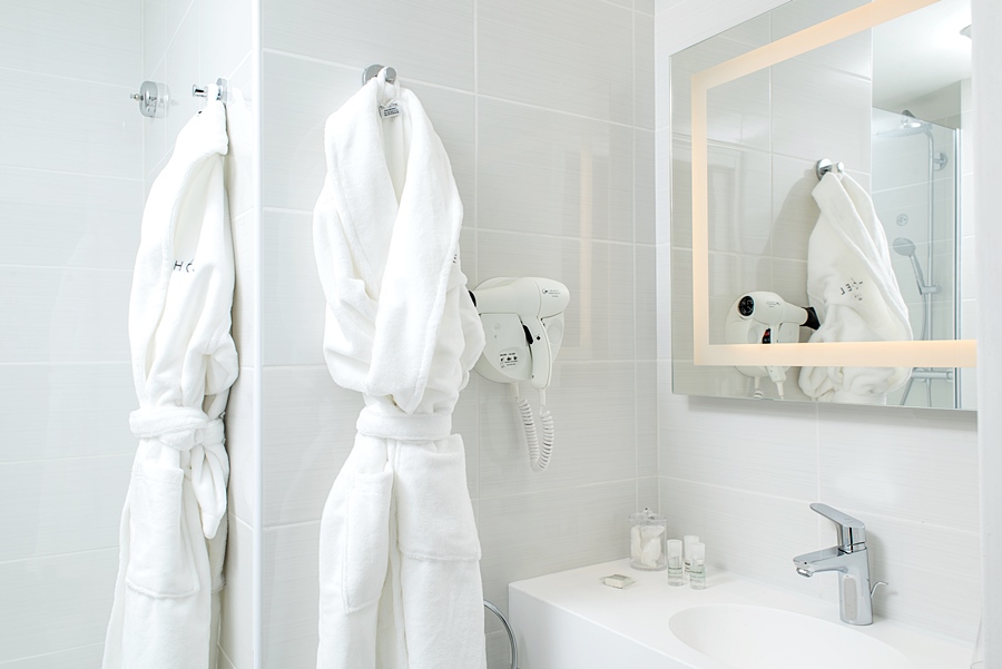 64 Nice Hotel - фото