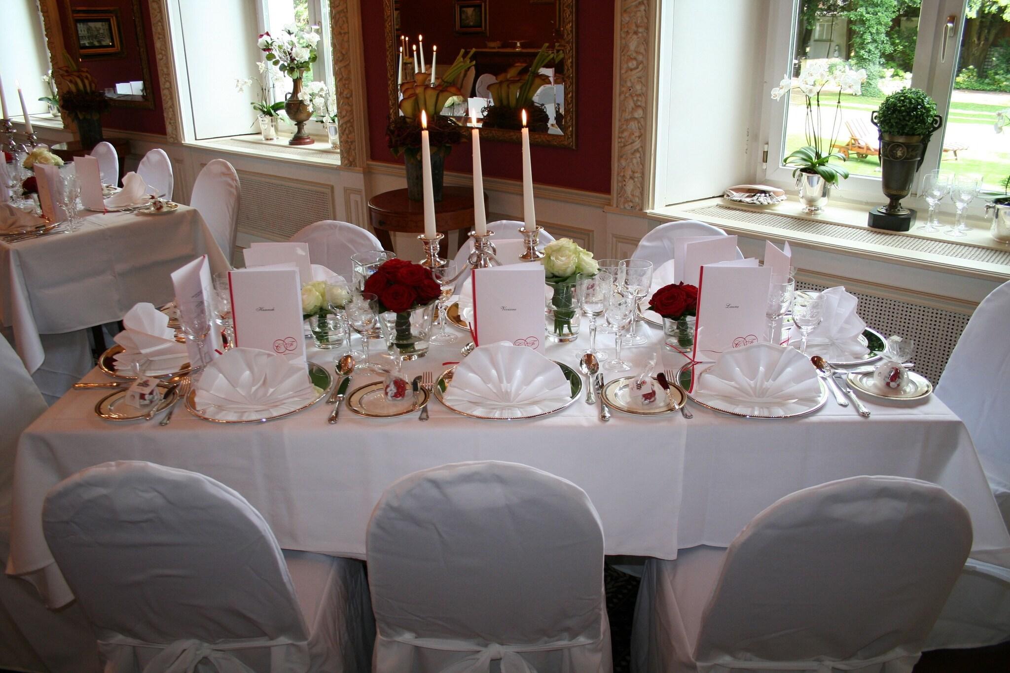 Hotel "Belle Epoque" by null