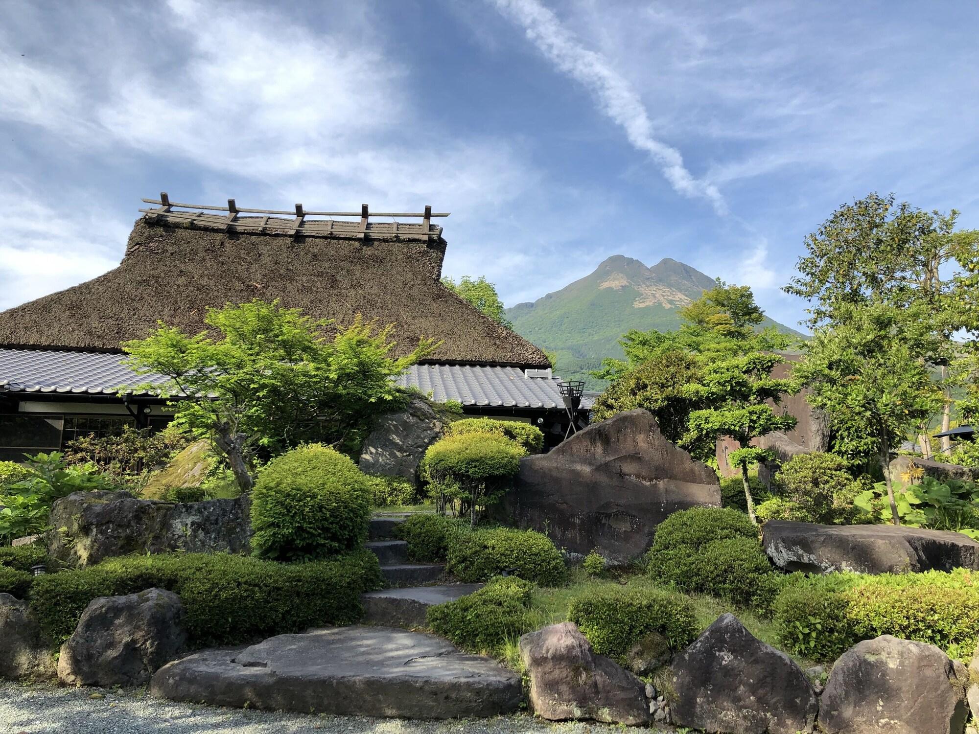 Ryoso Makibanoie by null