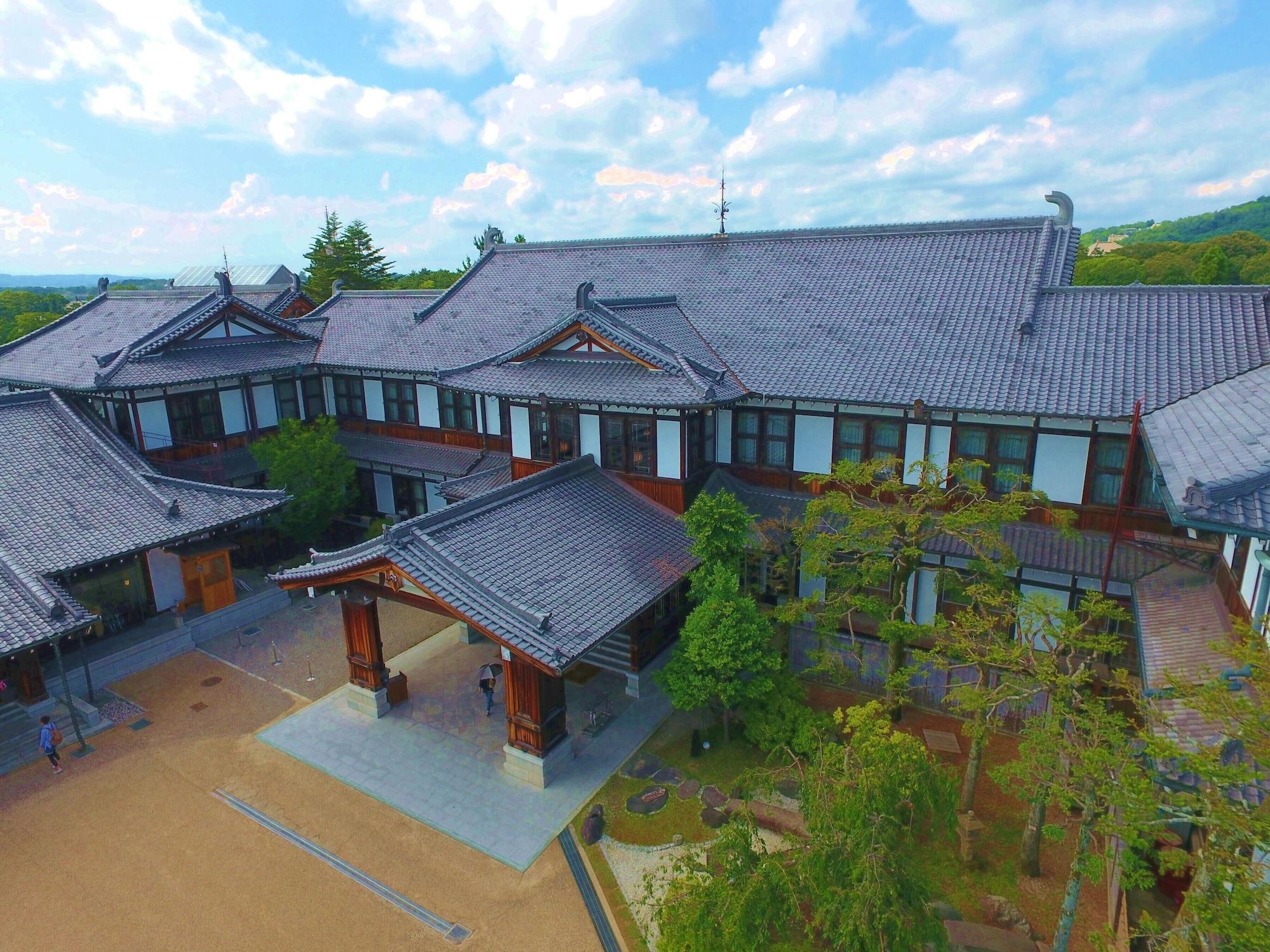 Nara Hotel by null