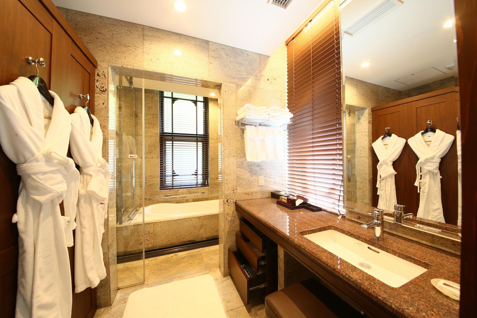 Nara Hotel by null