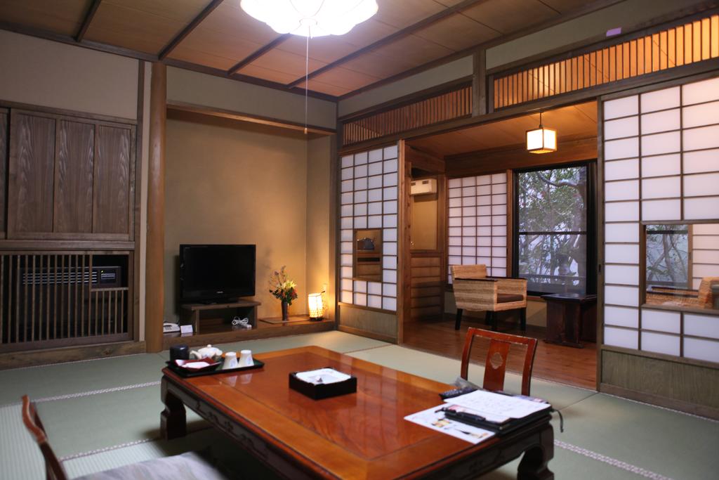 Ryokan Wakaba by null