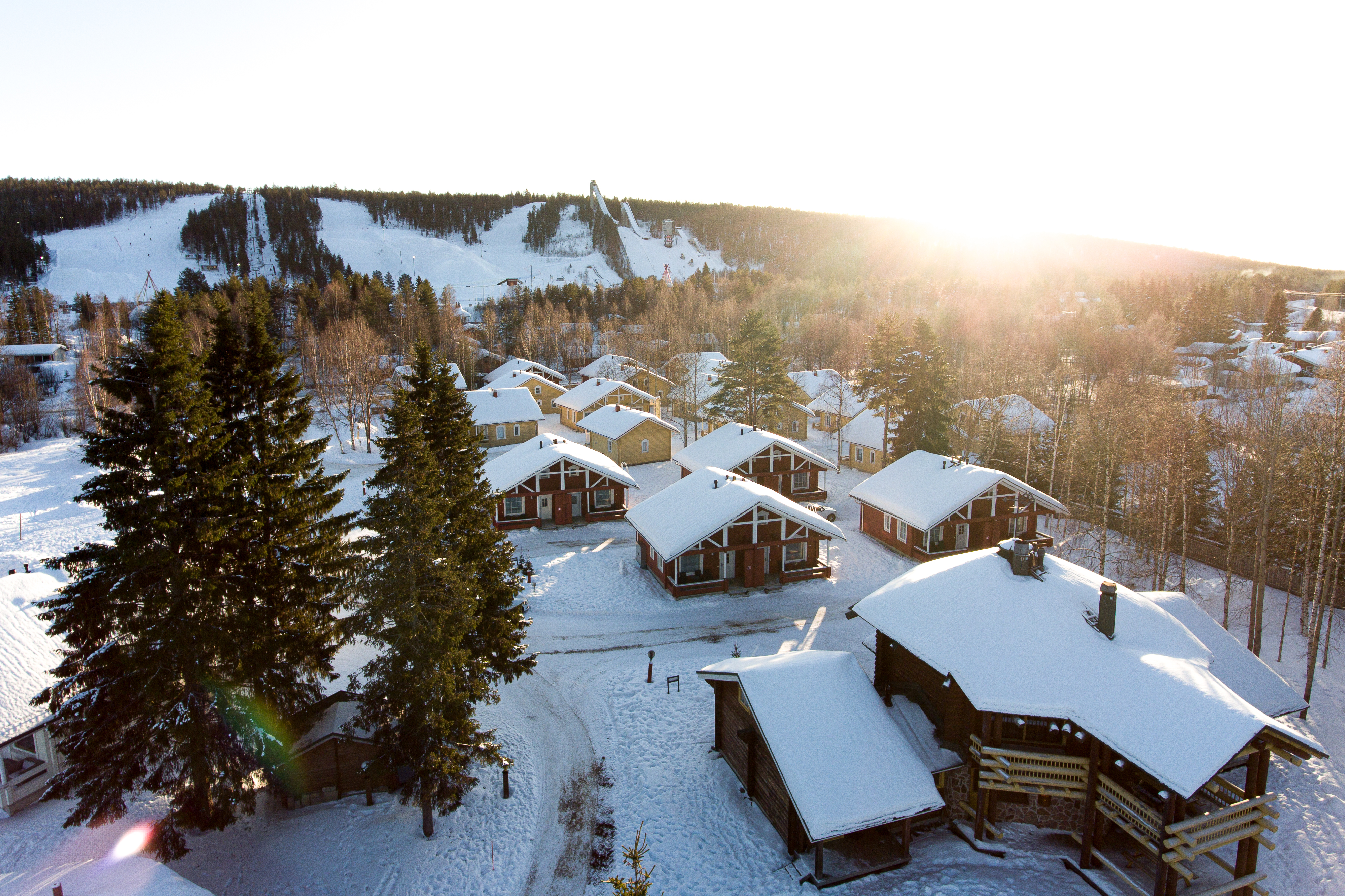 Rovaniemi 4 Nights 5 Days Luxury Itinerary