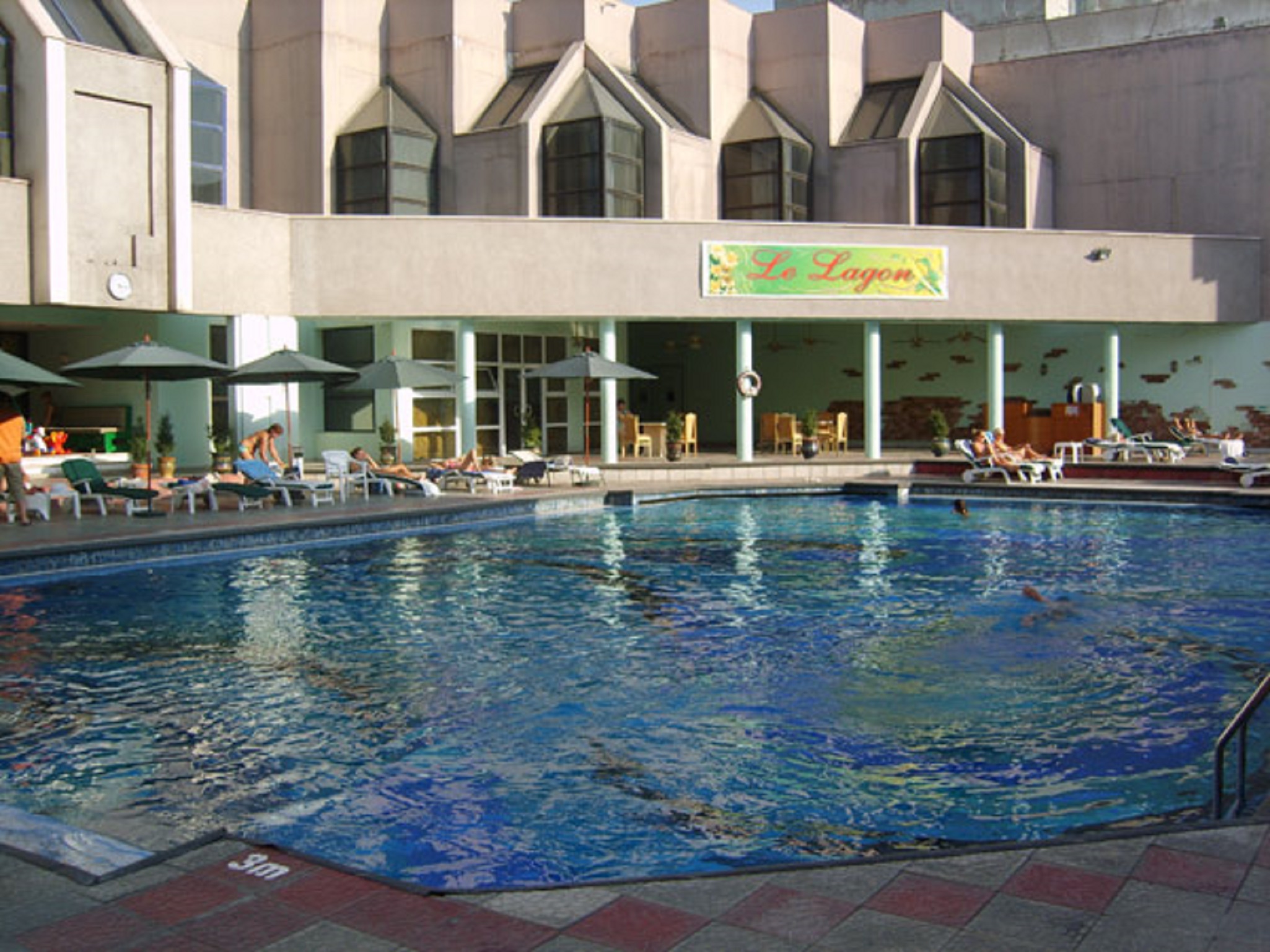 Le Grande Plaza Hotel image