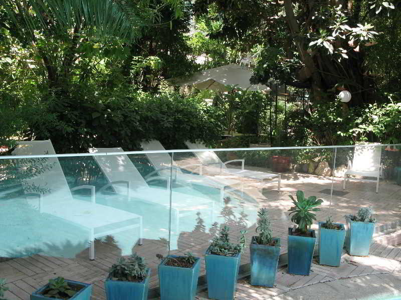 Le Windsor Jungle Art Hotel by null