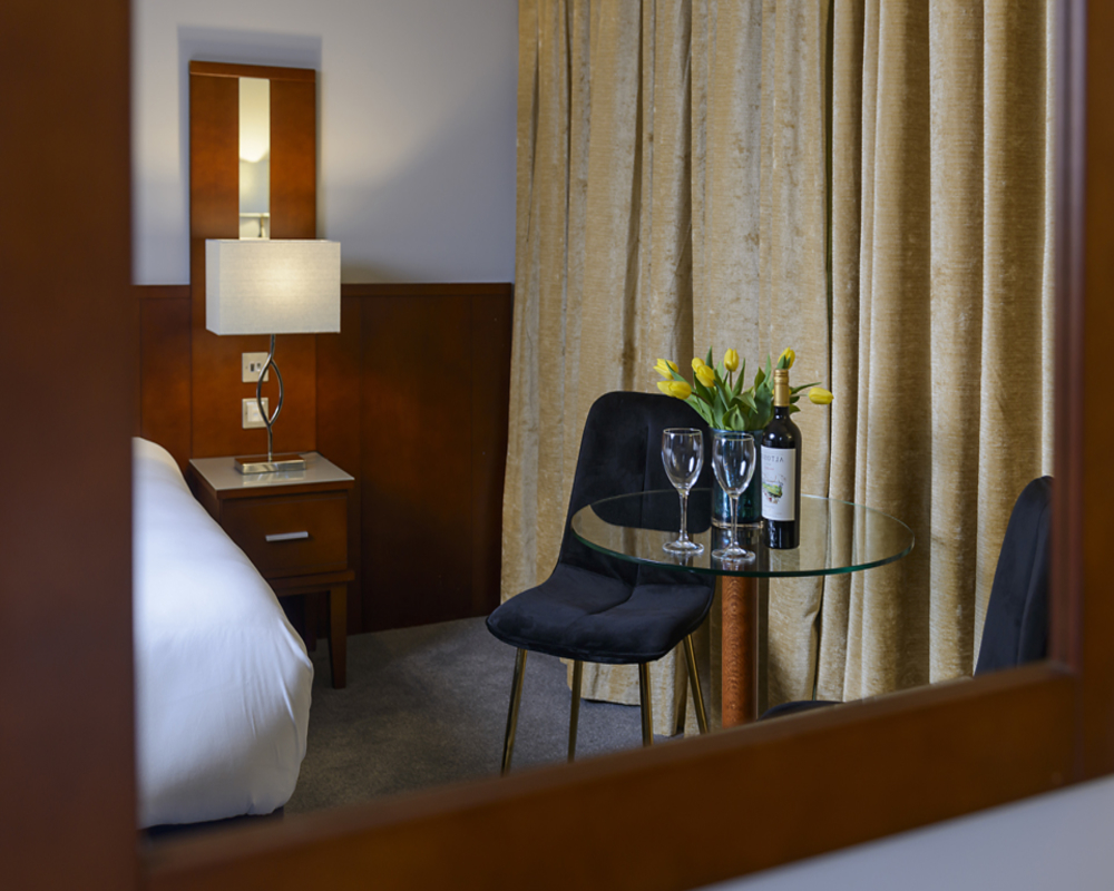 Shearwater Hotel