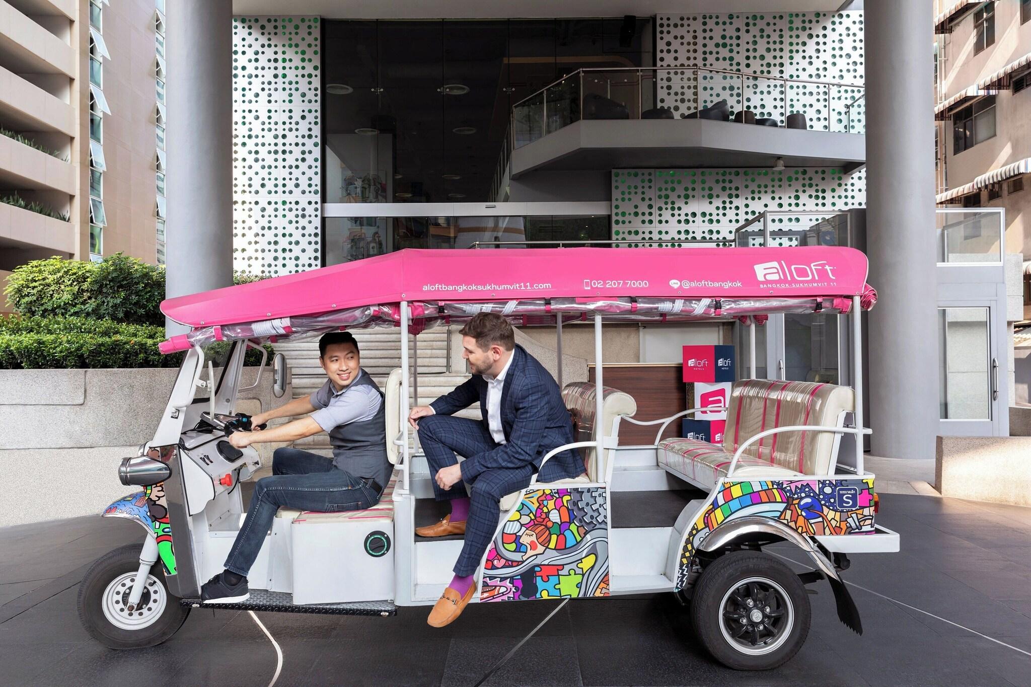 Aloft Bangkok Sukhumvit 11 by null