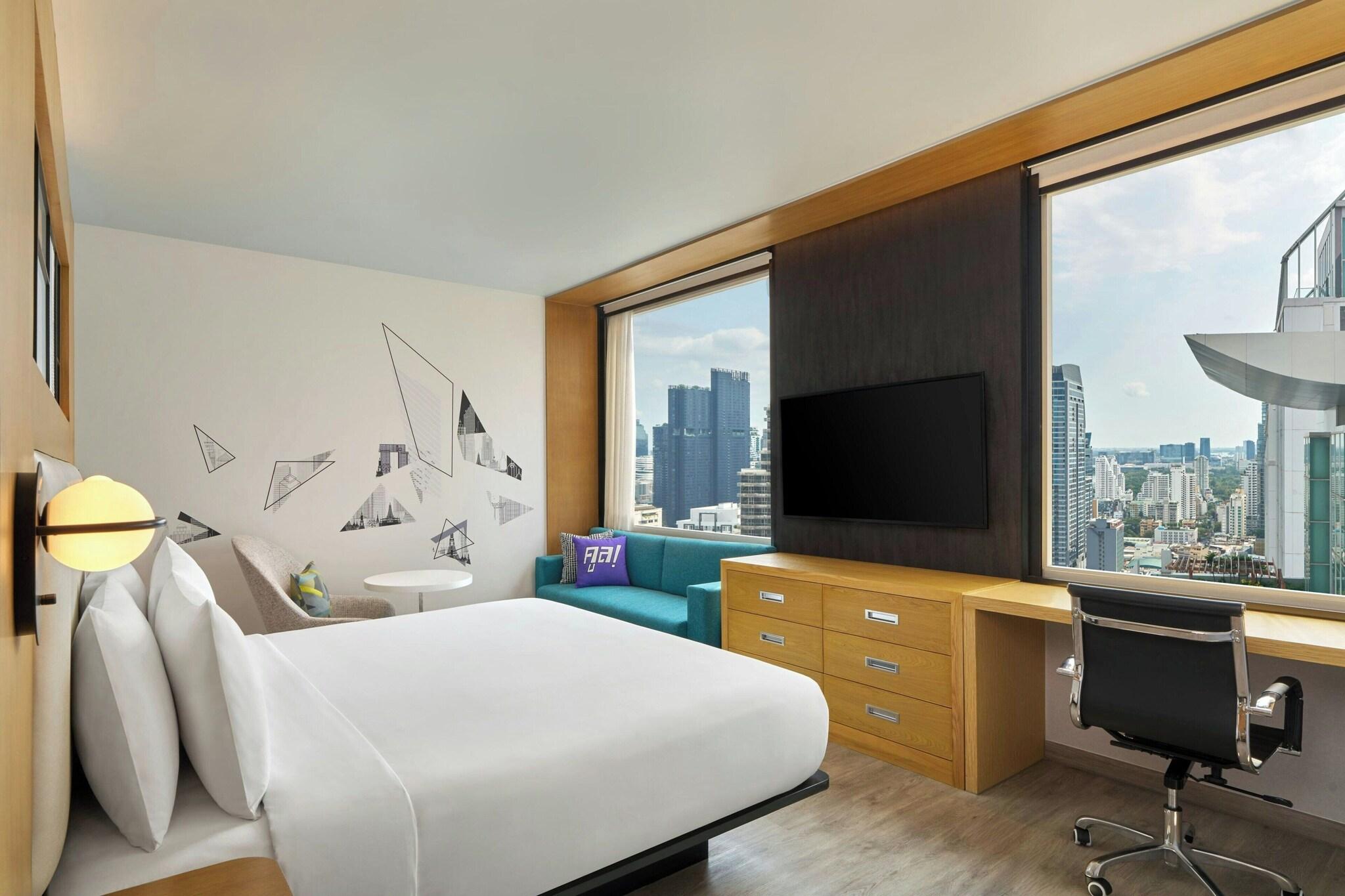 Aloft Bangkok Sukhumvit 11 by null
