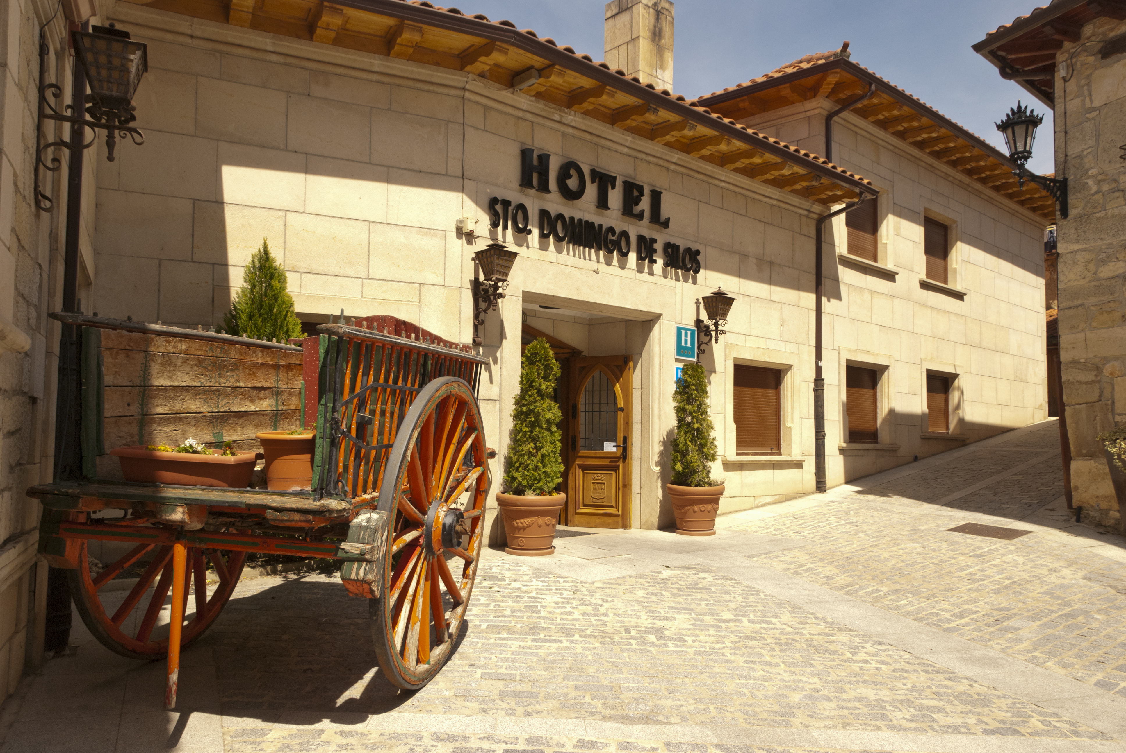 Hostal Santo Domingo de Silos by null