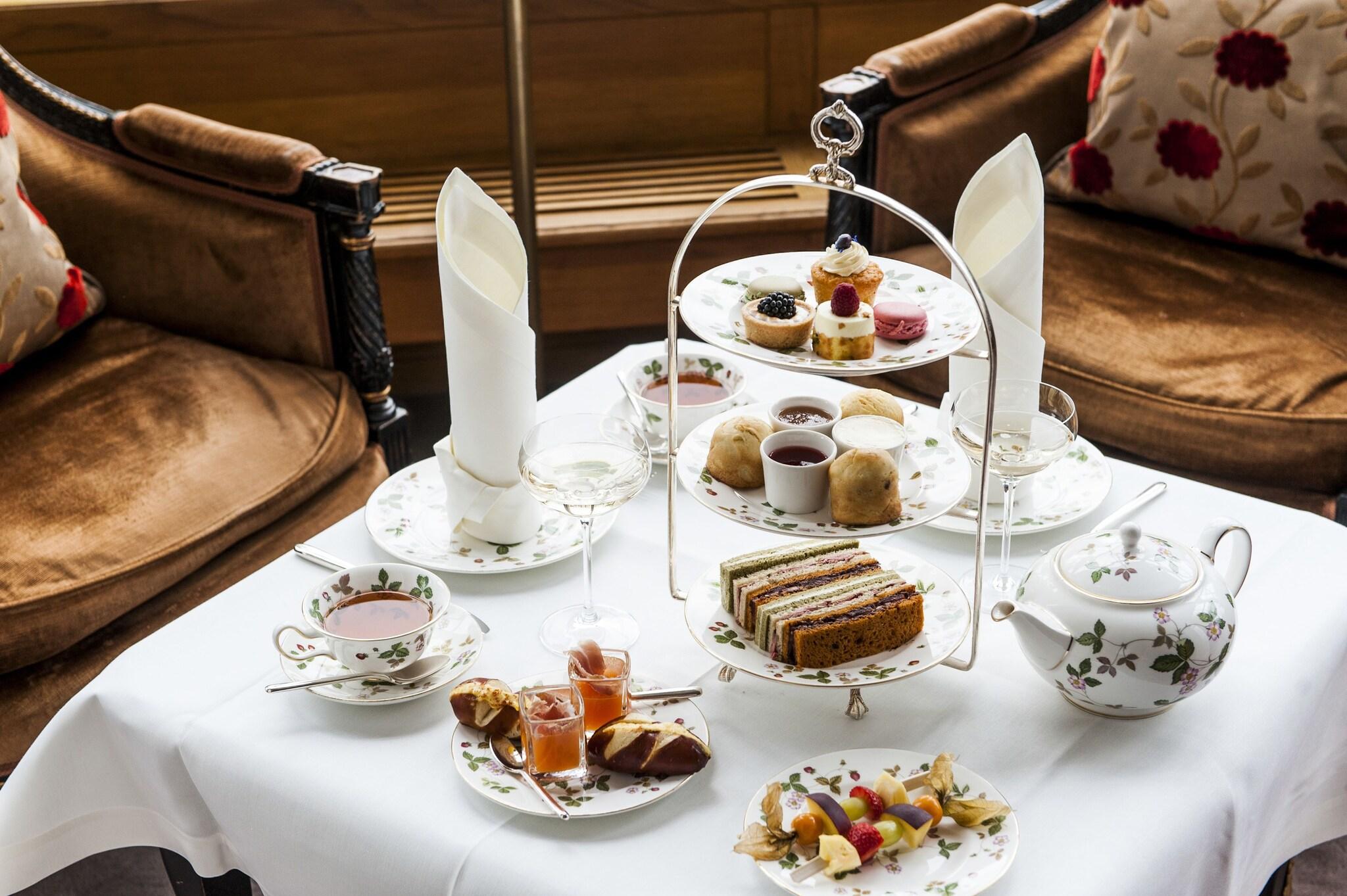 Grand Hotel Les Trois Rois by null