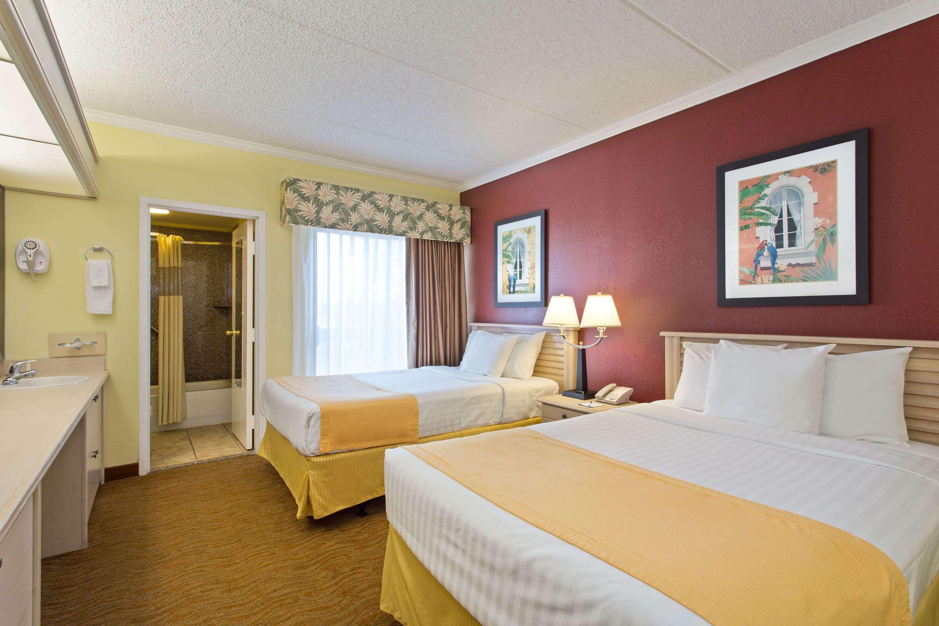 Oasis Bay Suites