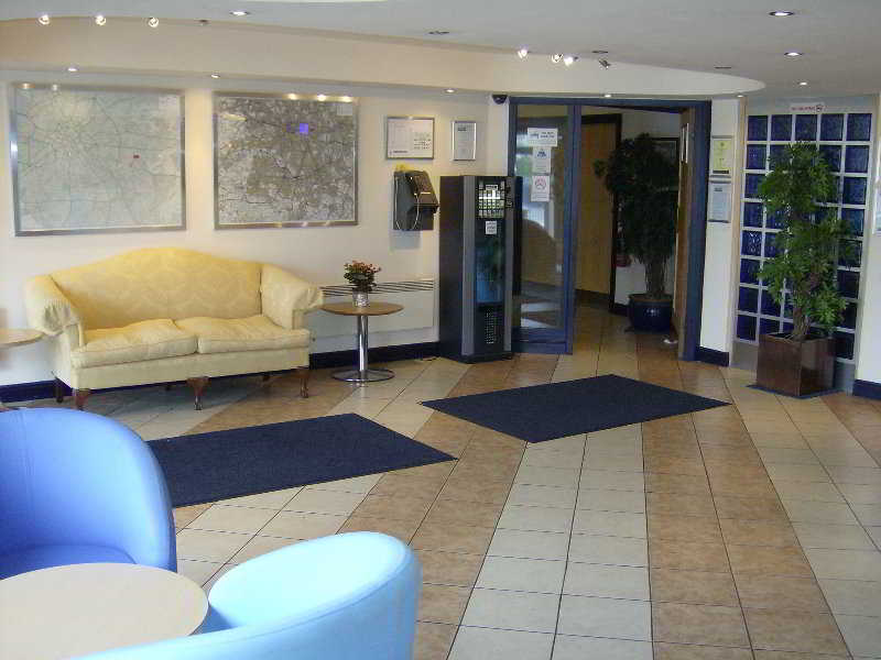 Diamond Lodge