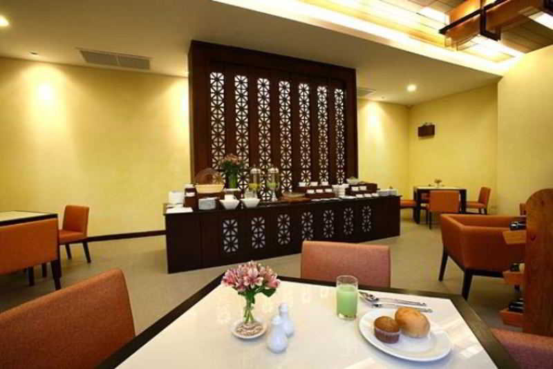 De Chai The Colonial Hotel & Spa by null
