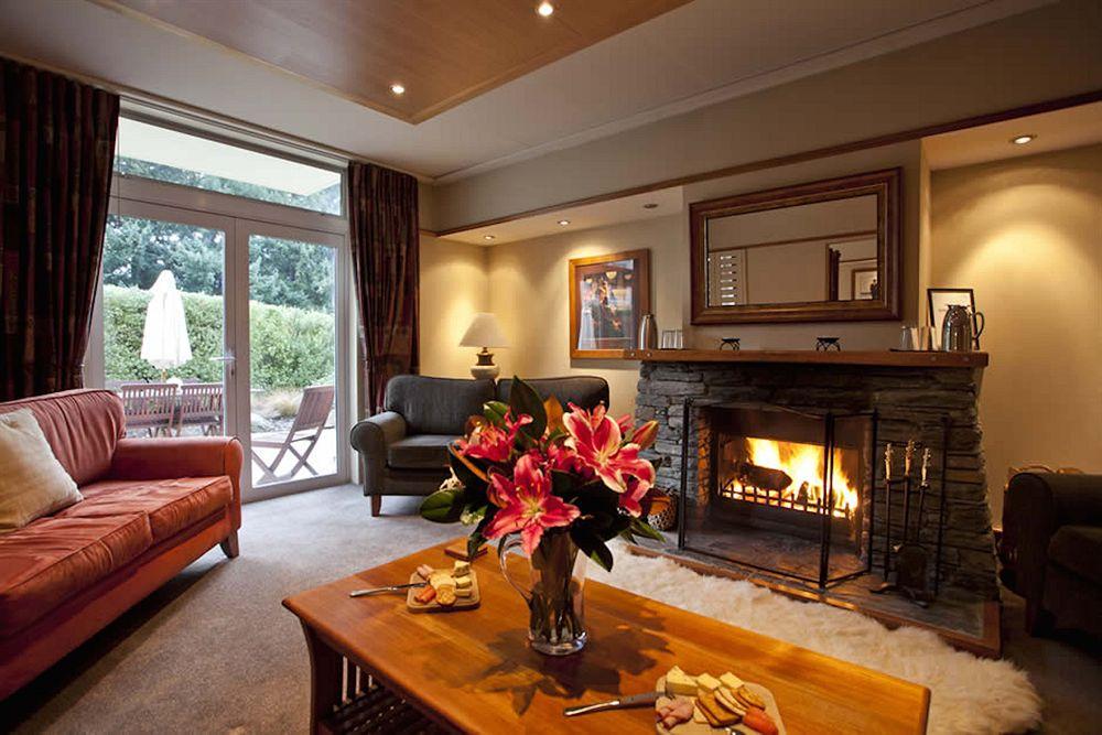 The Central Hotel Queenstown, A Naumi Chapter by null