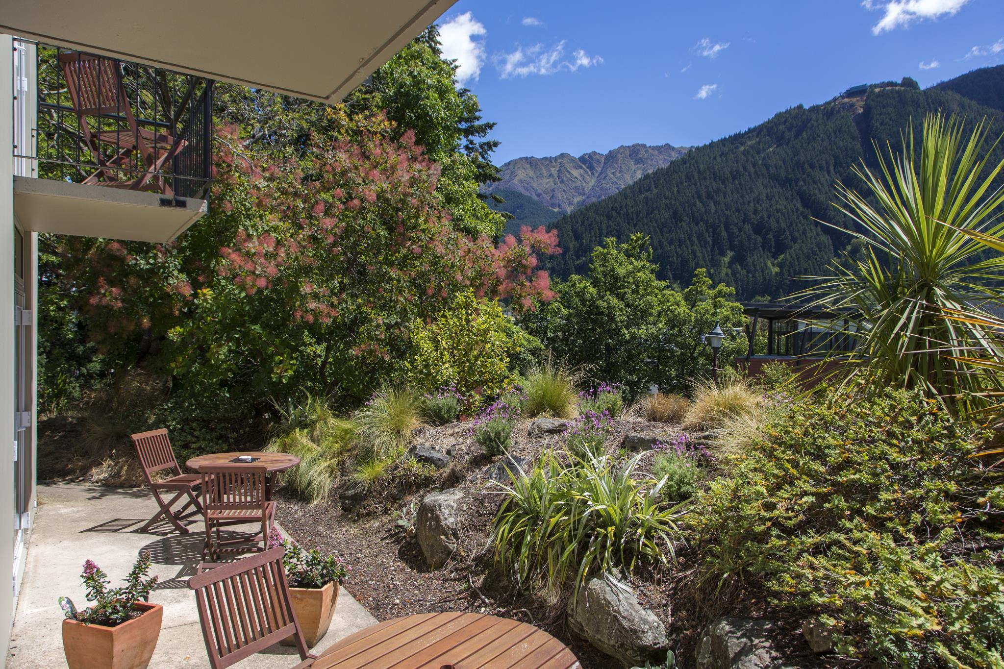 The Central Hotel Queenstown, A Naumi Chapter by null