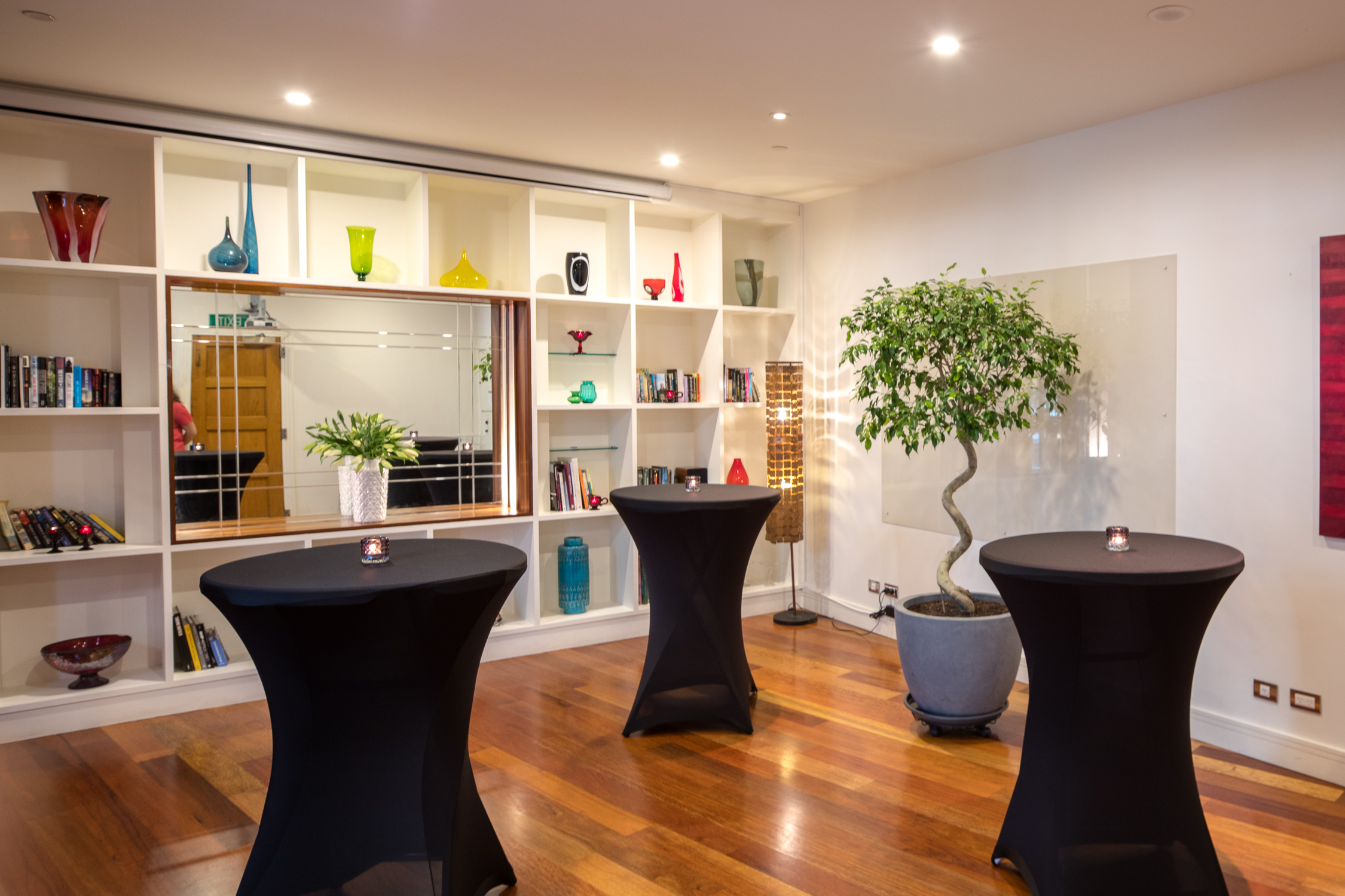 Hotel DeBrett by null
