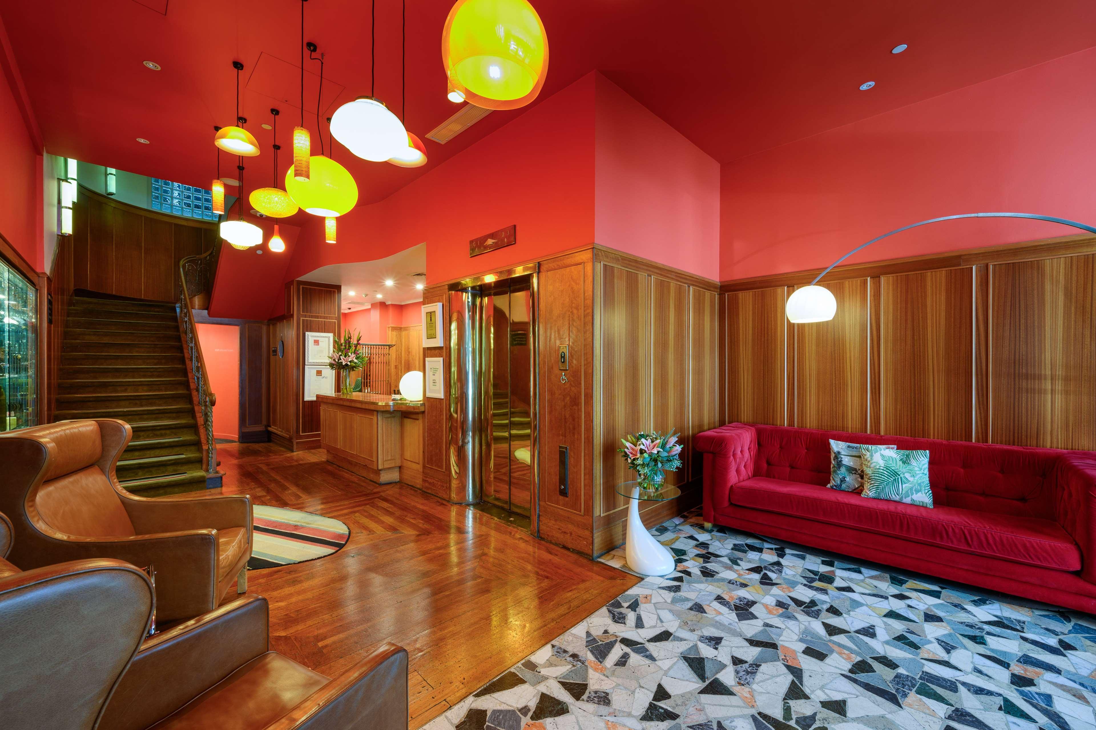 Hotel DeBrett by null