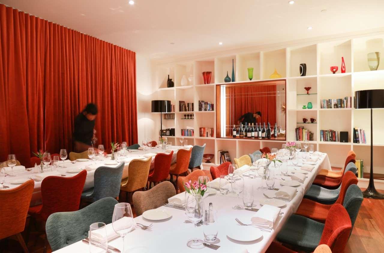 Hotel DeBrett by null