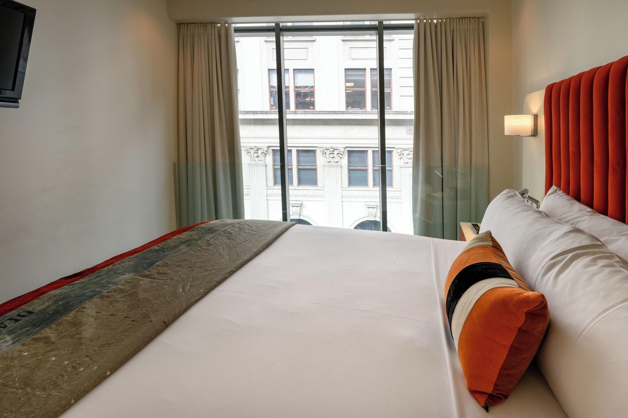 Hotel DeBrett by null