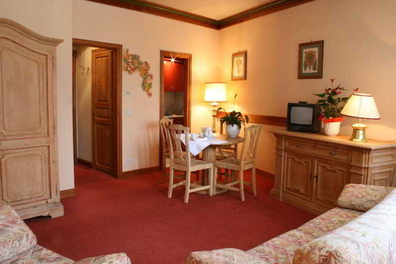 R.T.A Hotel Catturani