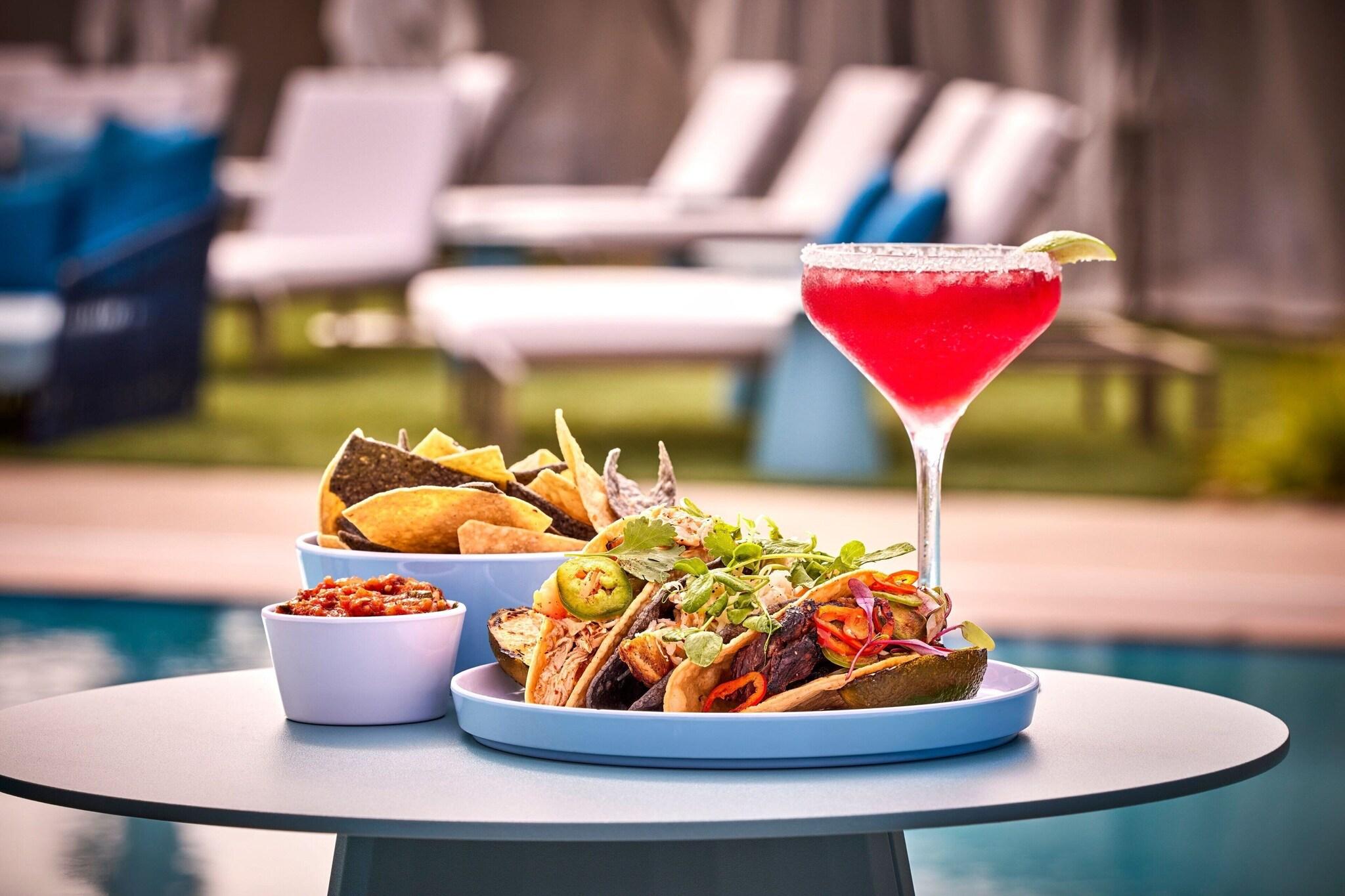 VEA Newport Beach, A Marriott Resort & Spa by null