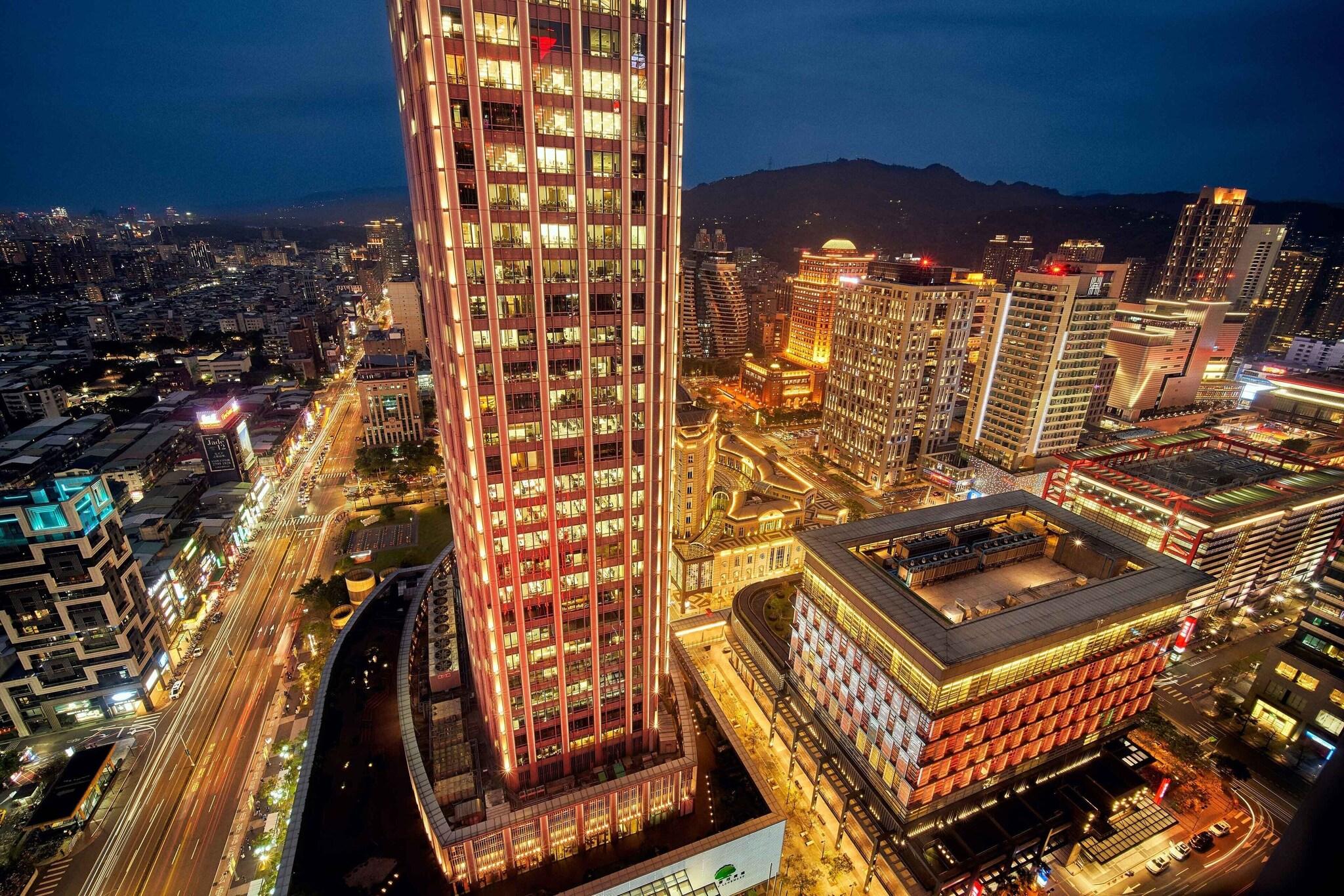 W Taipei by null