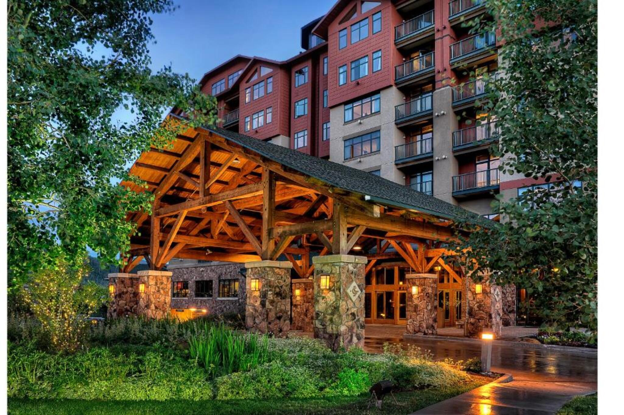 Steamboat Grand by null