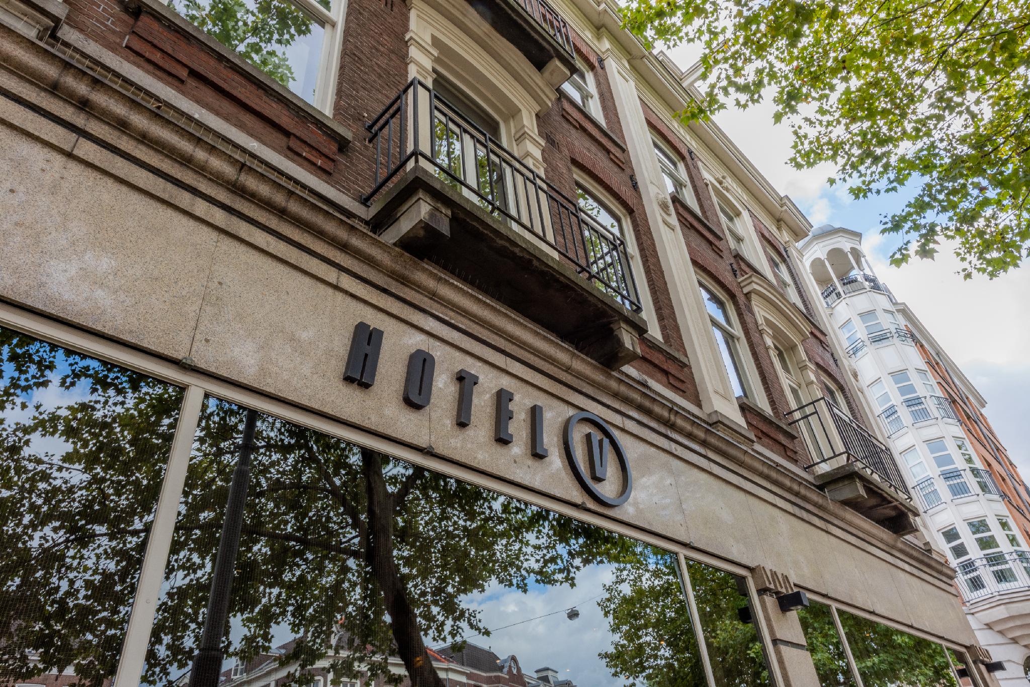 Hotel V Frederiksplein by null