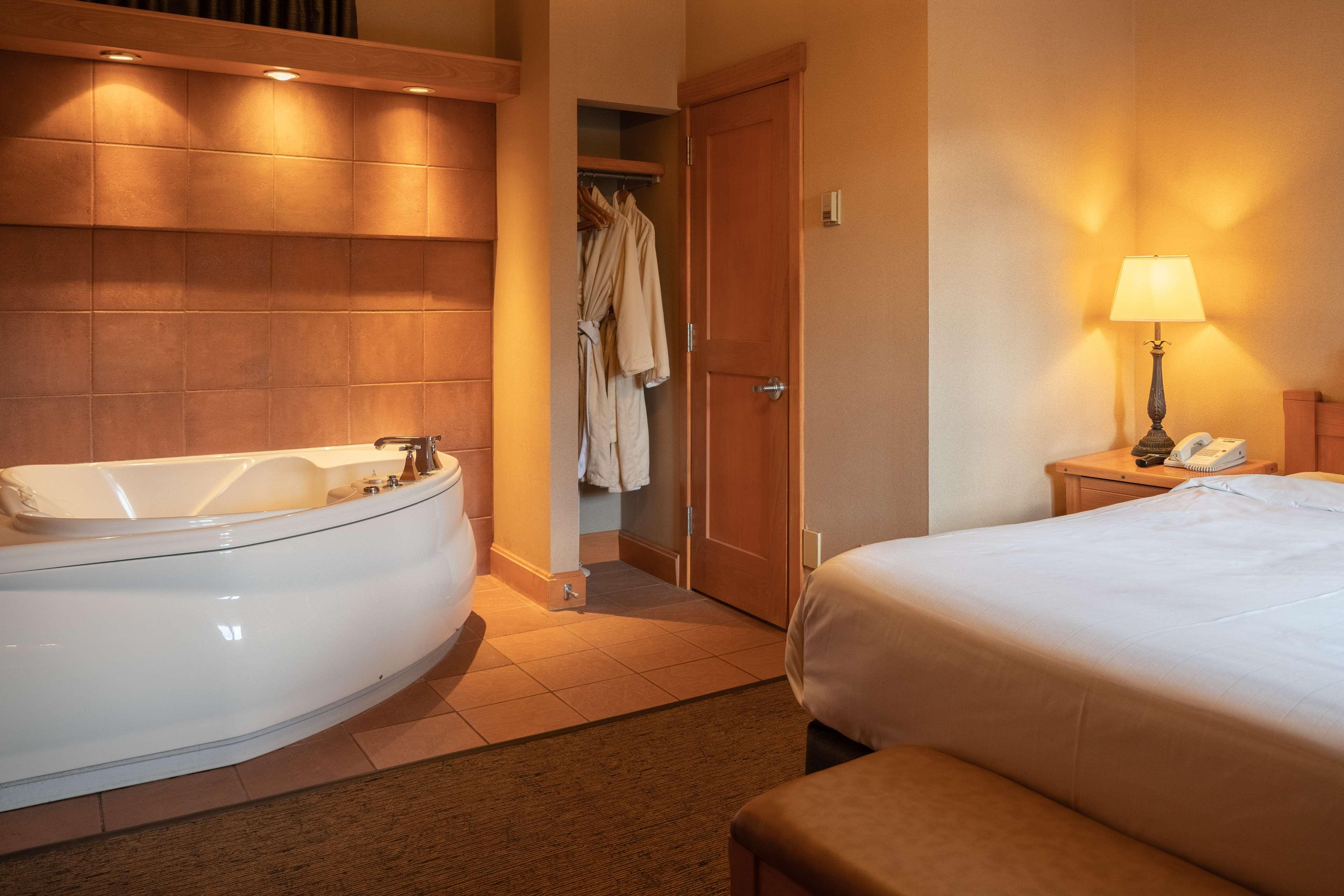 Hidden Ridge Resort by null