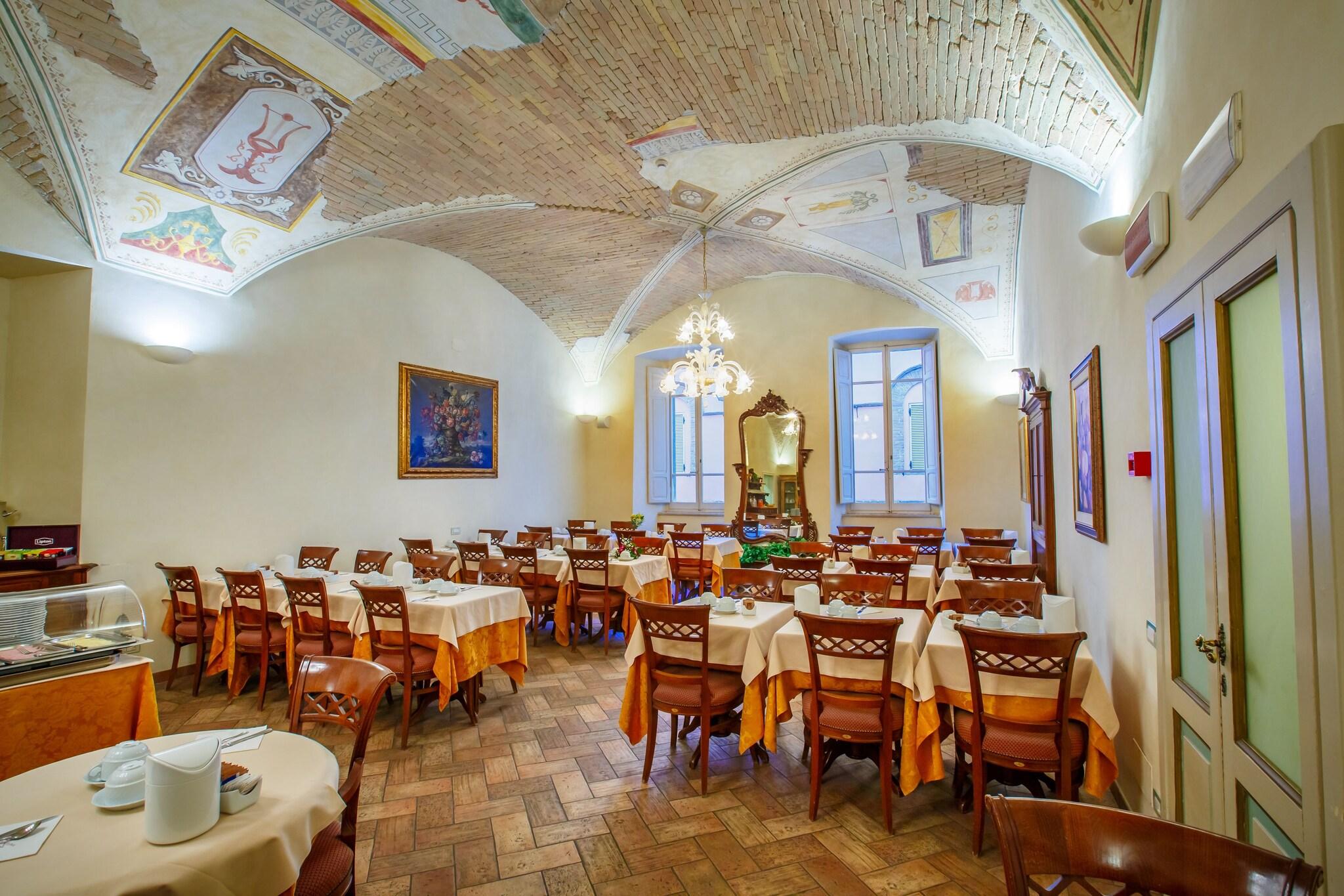 Hotel Fortuna by null