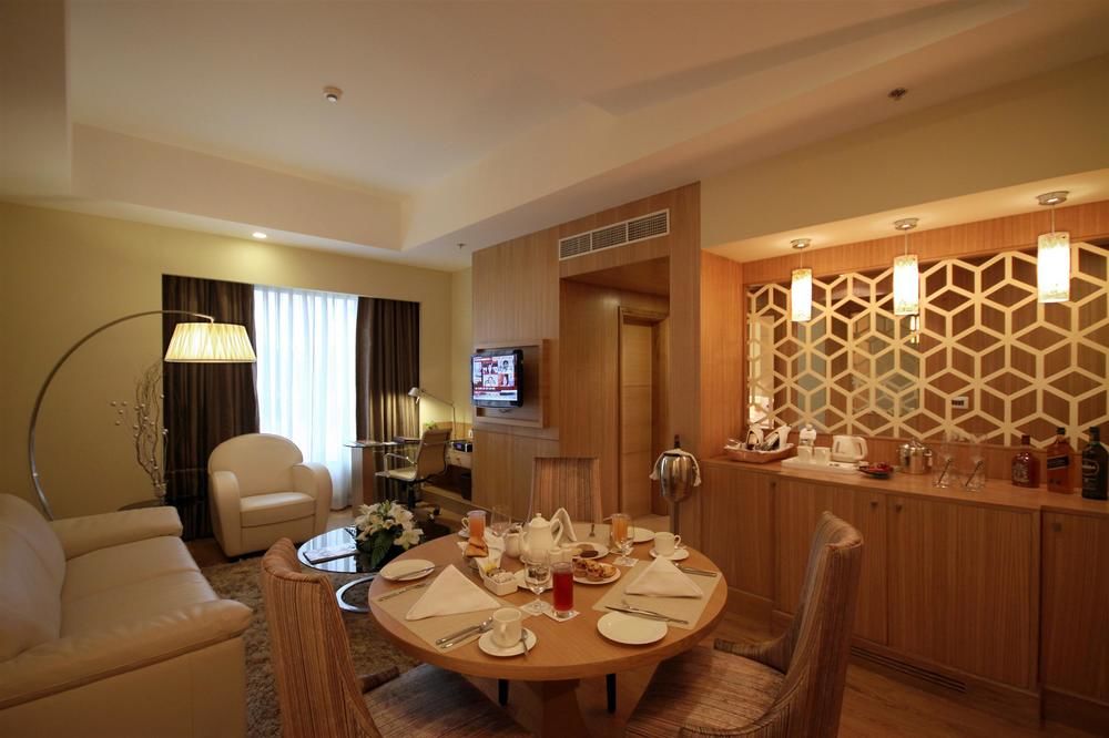 Golden Tulip Chattarpur