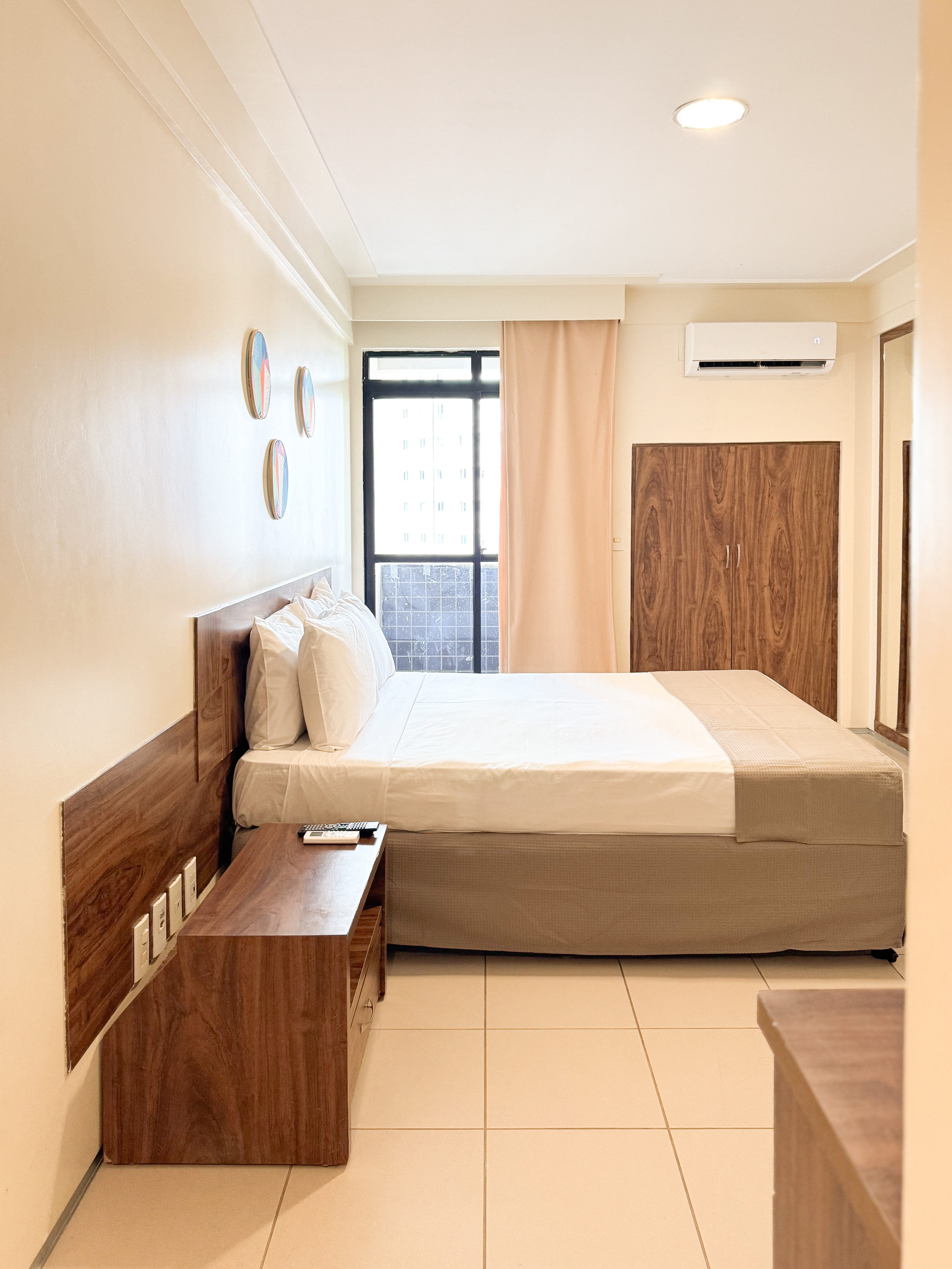 D8 Hotel Express