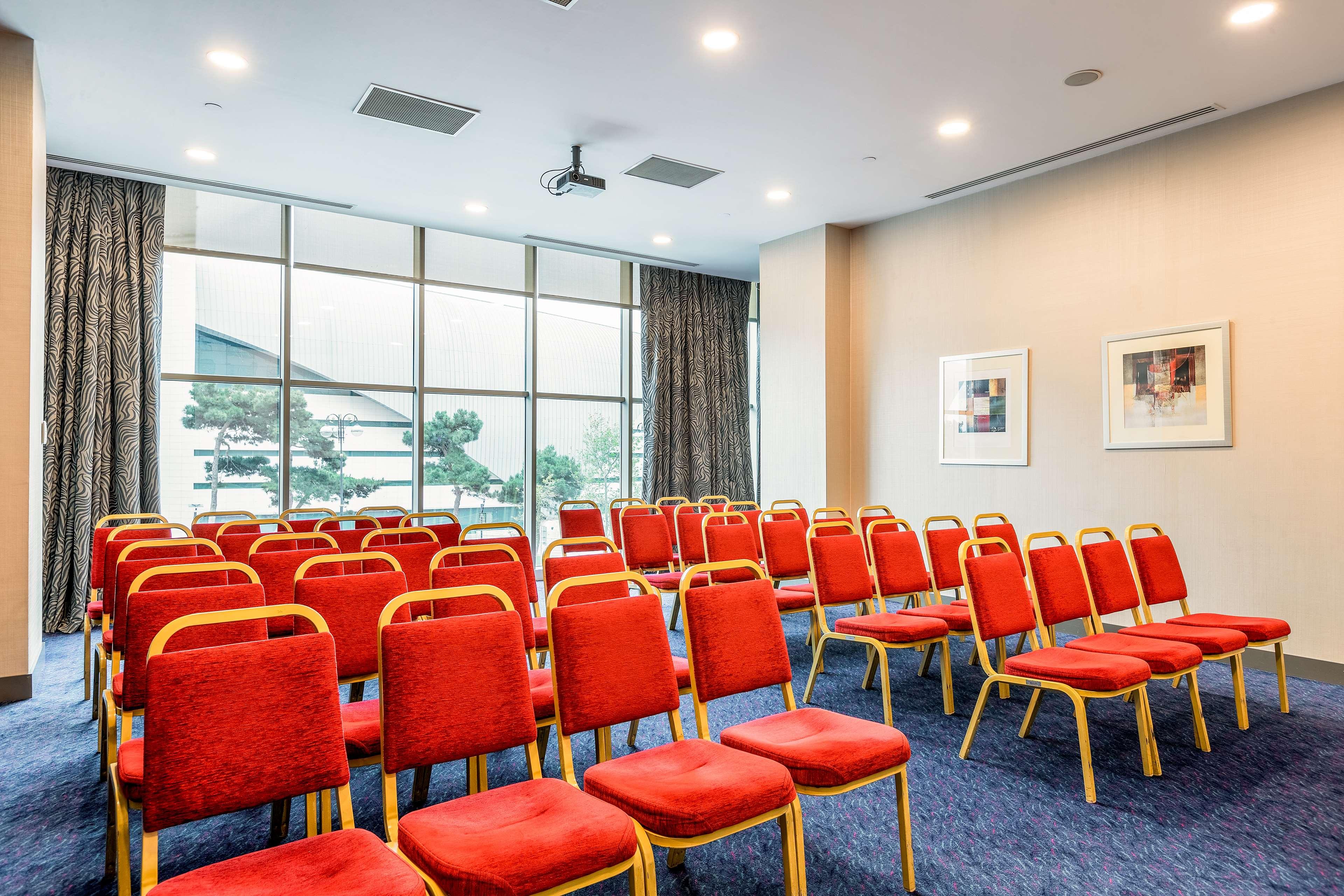 Radisson Hotel Baku by null