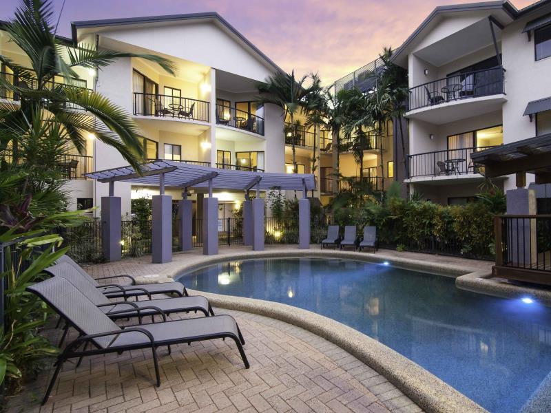 Bay Villas Resort