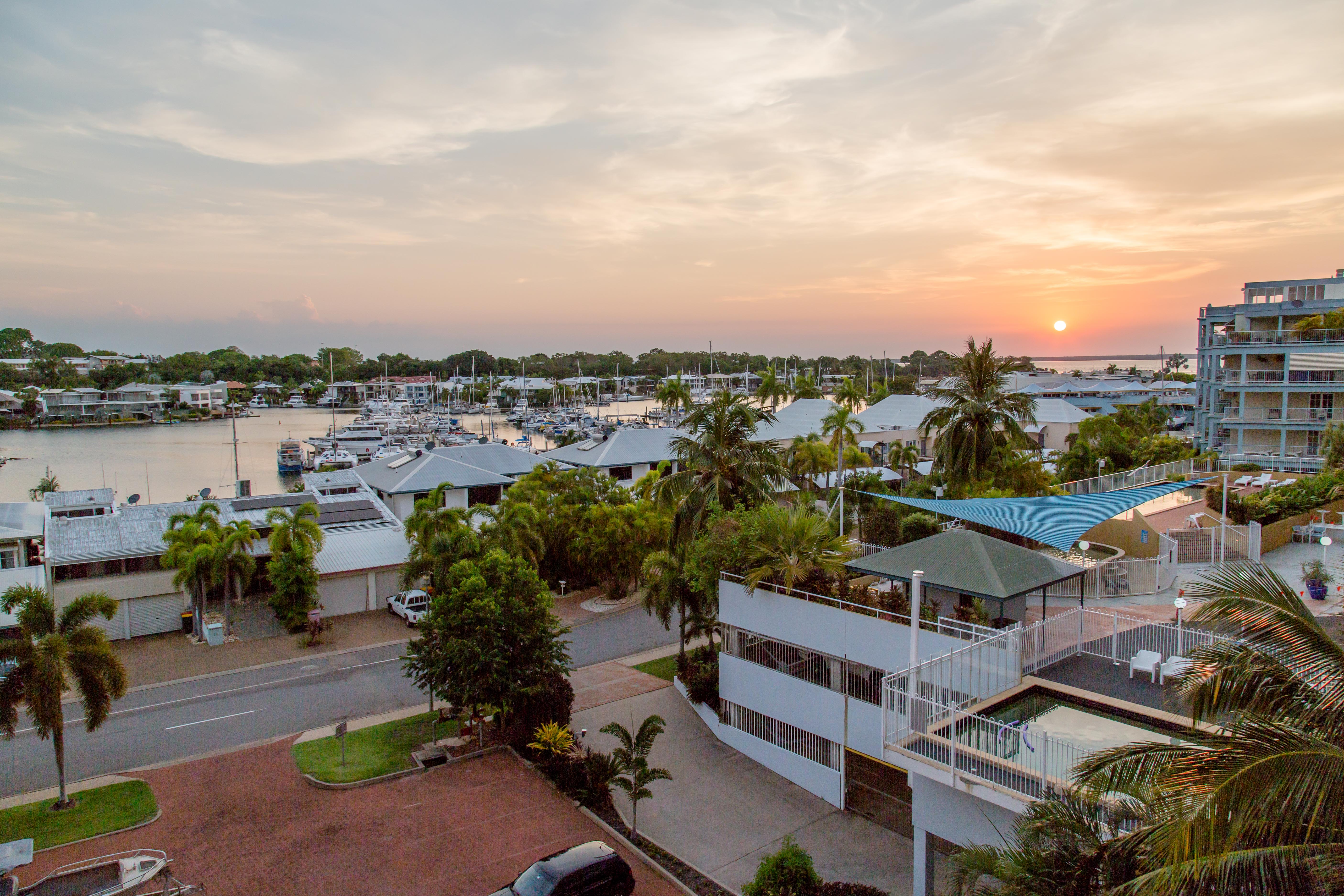 Cullen Bay Resorts