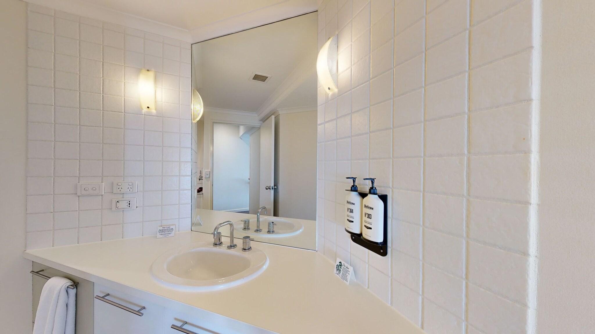 Cumberland Lorne Resort by null