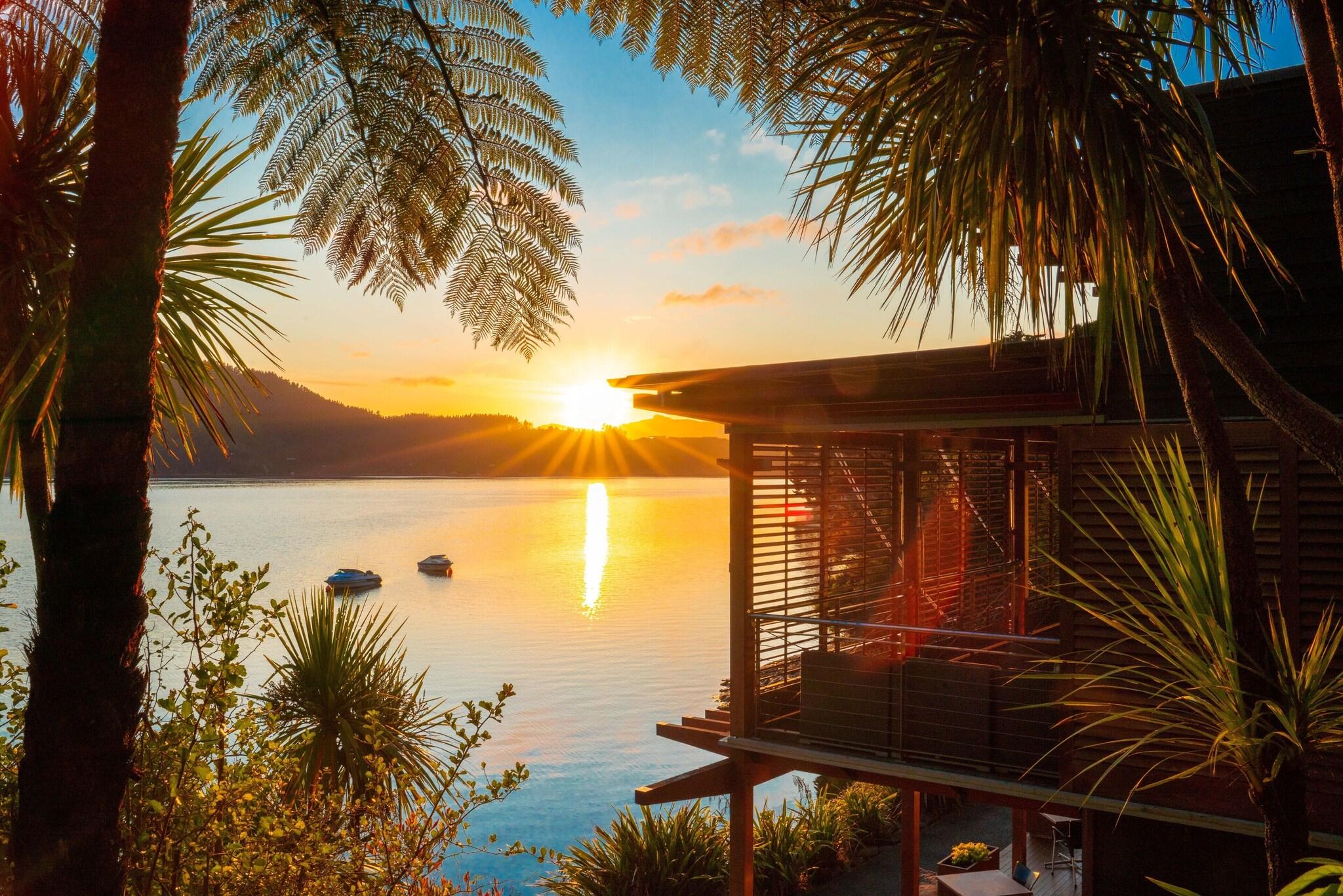 Bay of Many Coves Resort by null