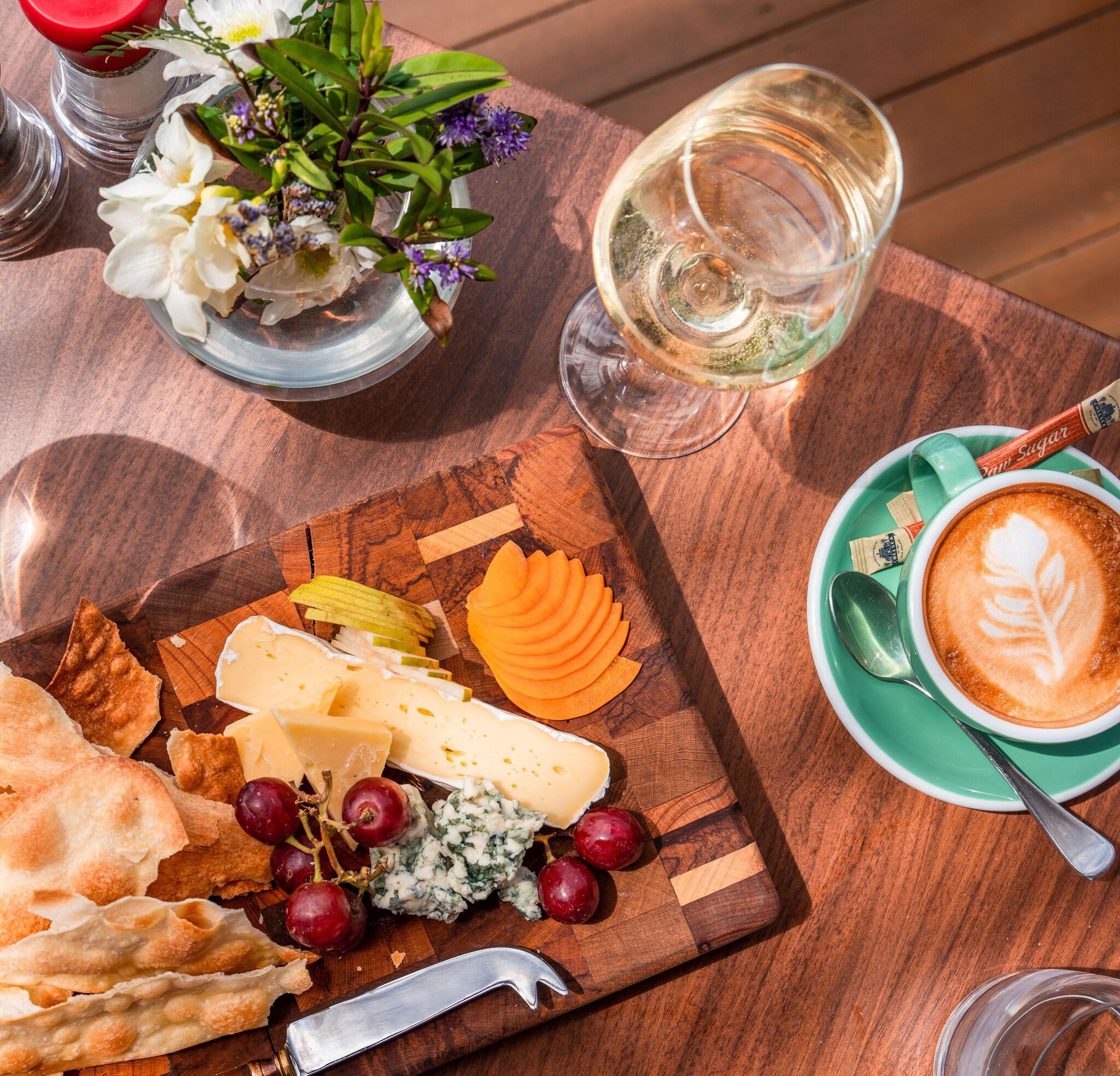 Bay of Many Coves Resort by null