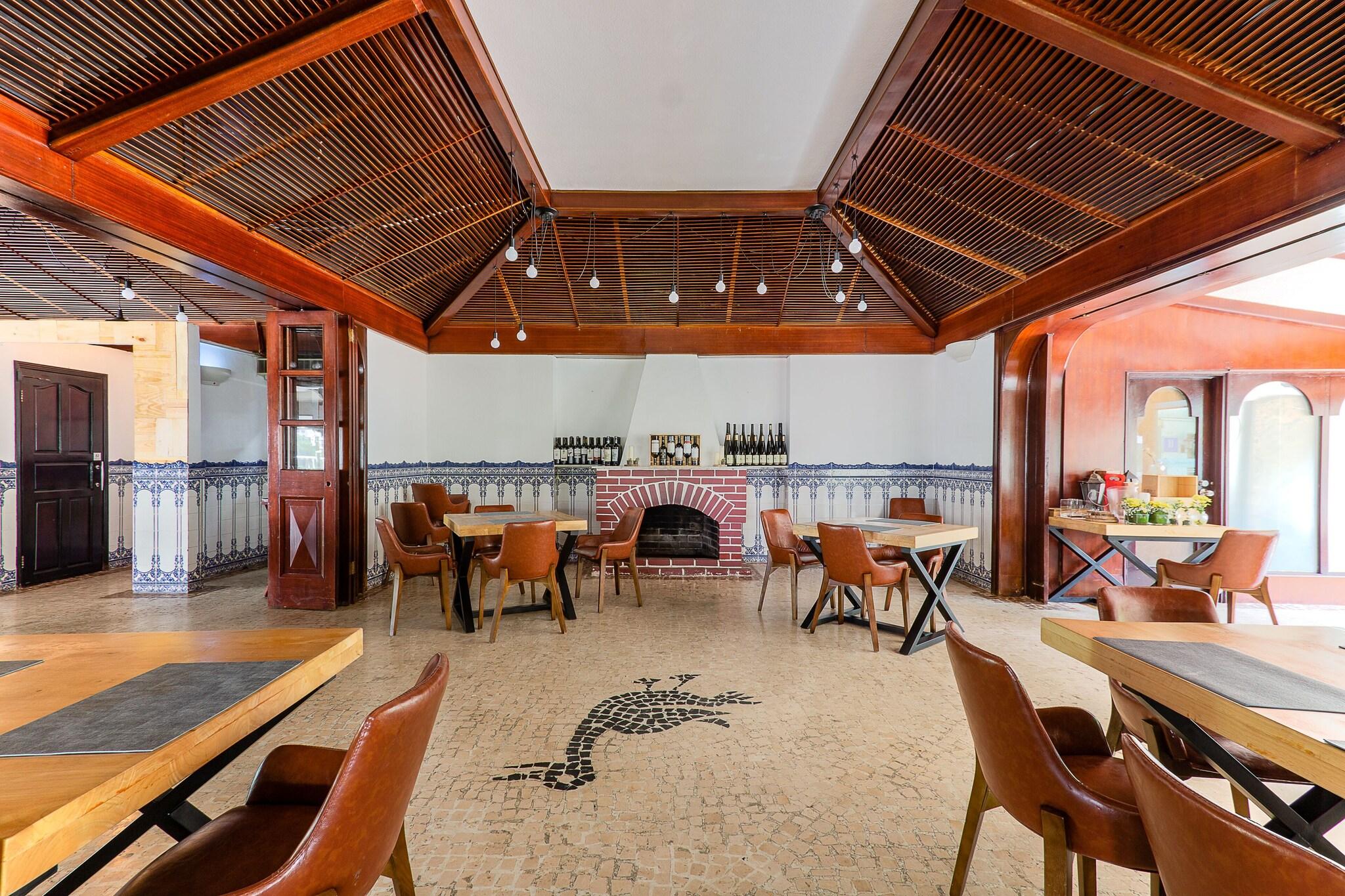 Coloane Inn by null