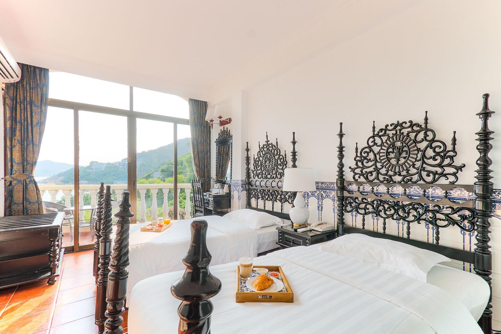 Coloane Inn by null