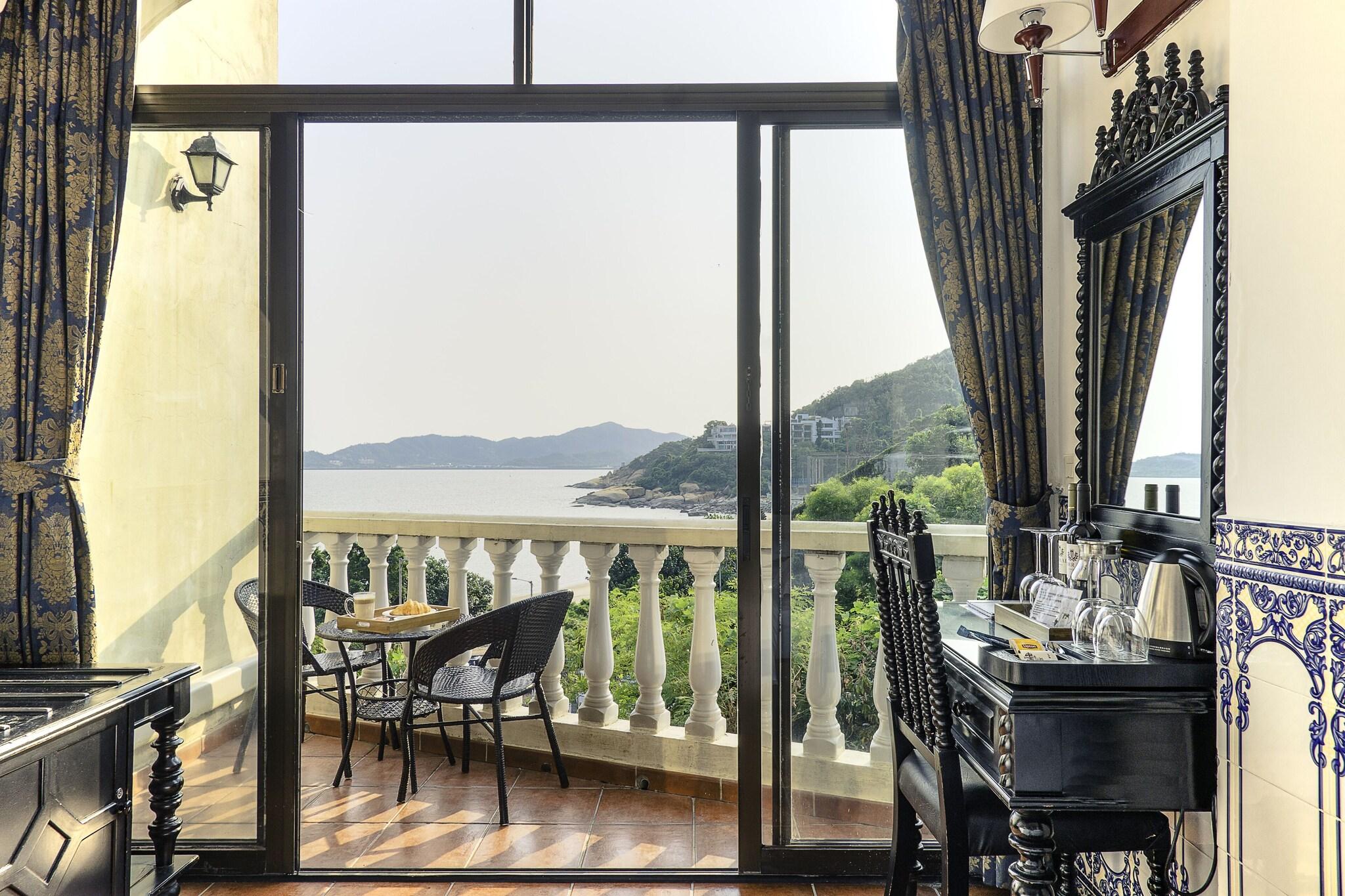 Coloane Inn by null
