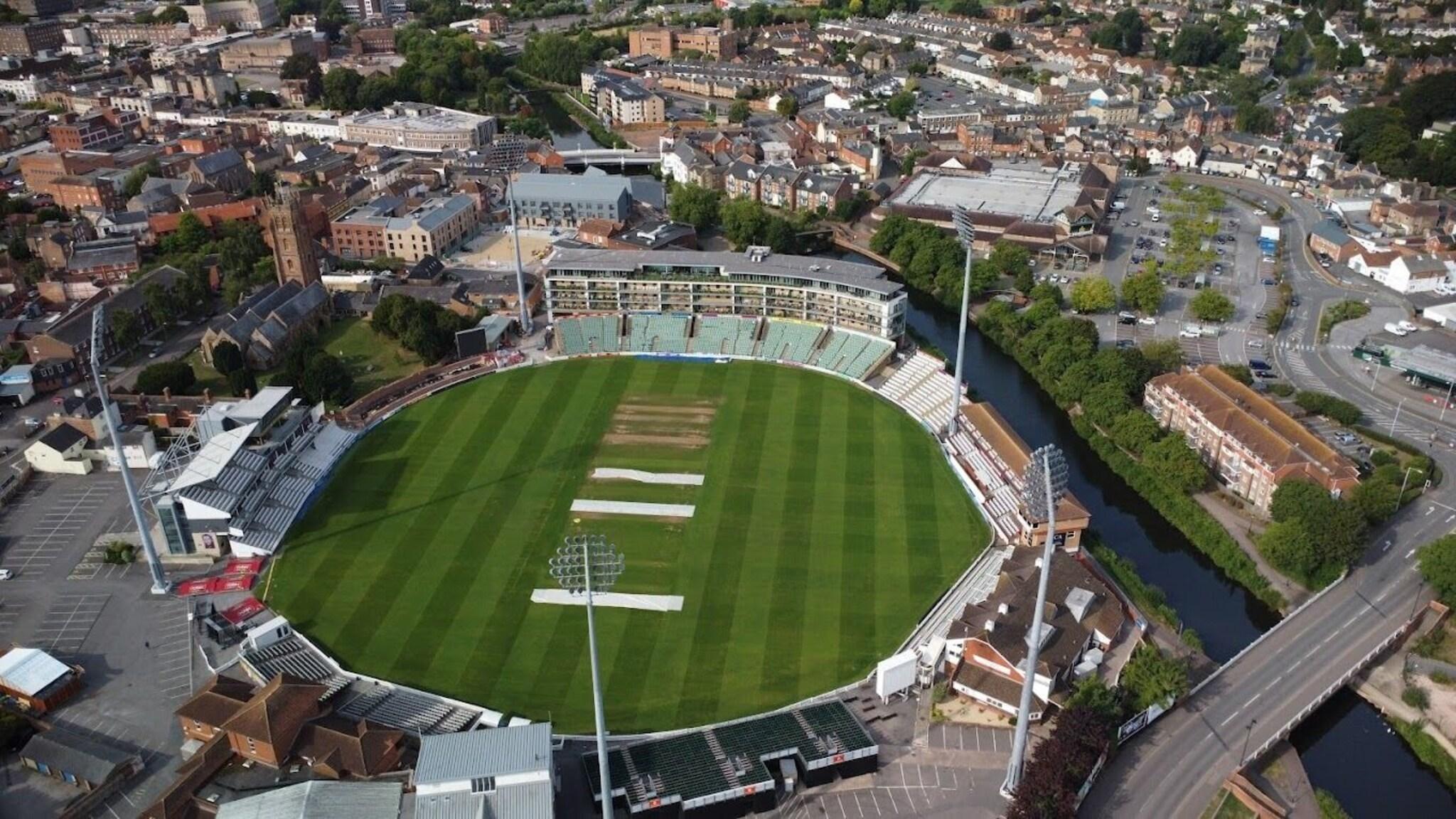 The Castle Hotel by null