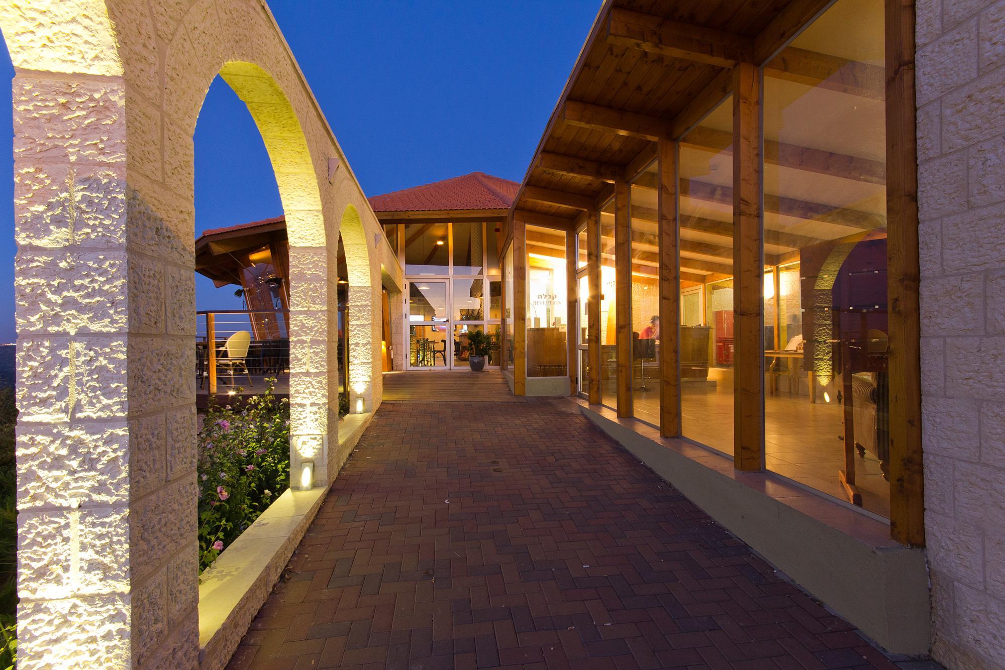 Country Lodging Shoresh
